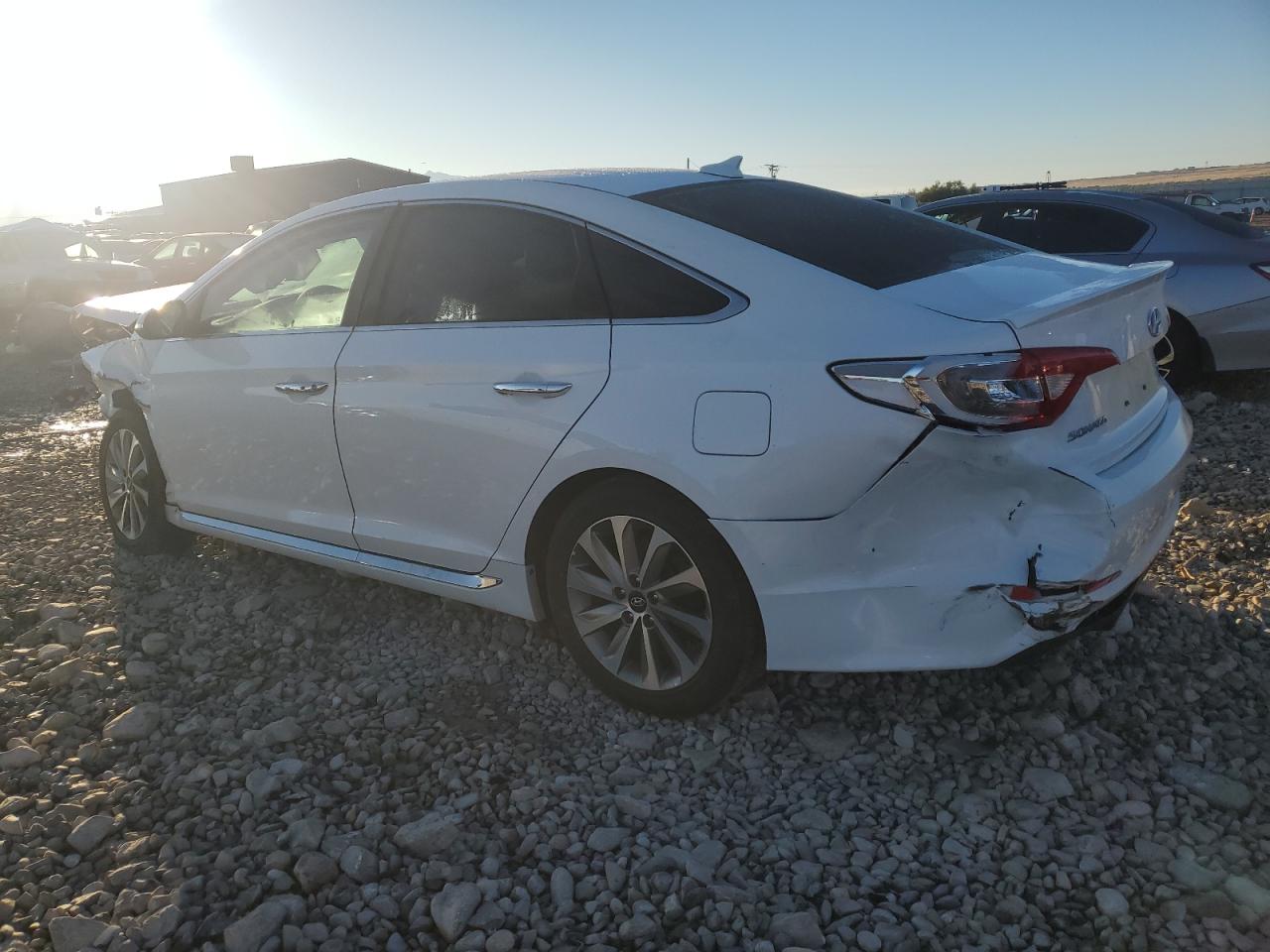 2017 Hyundai Sonata VIN 5NPE34AF9HH470369 Copart auction photo, front end / rear end damage thumbnail 2