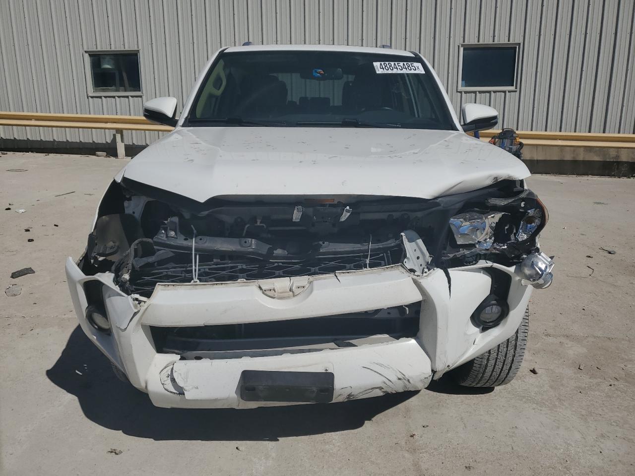 2016 Toyota 4Runner VIN JTEZU5JR0G5128169 Copart auction photo, front end / minor dent/scratches damage thumbnail 5