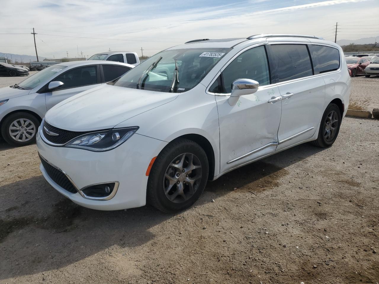 2018 Chrysler Pacifica VIN 2C4RC1GG0JR269114