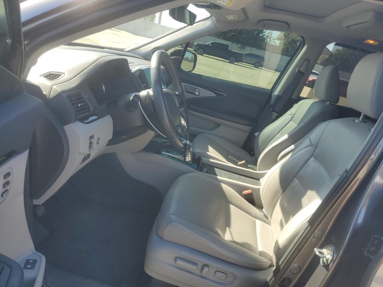 2019 Honda Pilot VIN 5FNYF6H05KB089500 Copart auction photo, hail / minor dent/scratches damage thumbnail 7