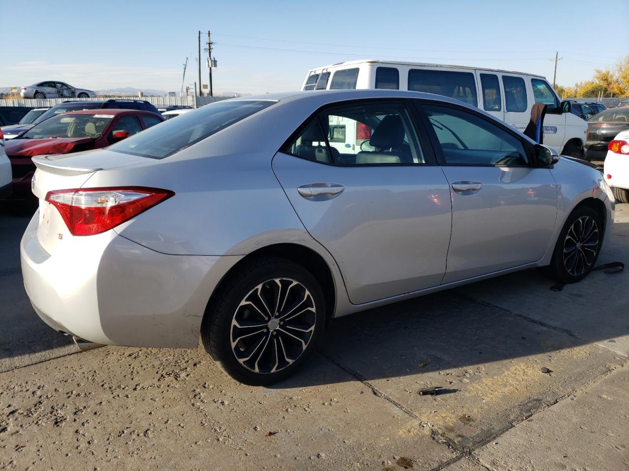 2015 Toyota Corolla VIN 2T1BURHE5FC360851 Copart auction photo, front end / hail damage thumbnail 3
