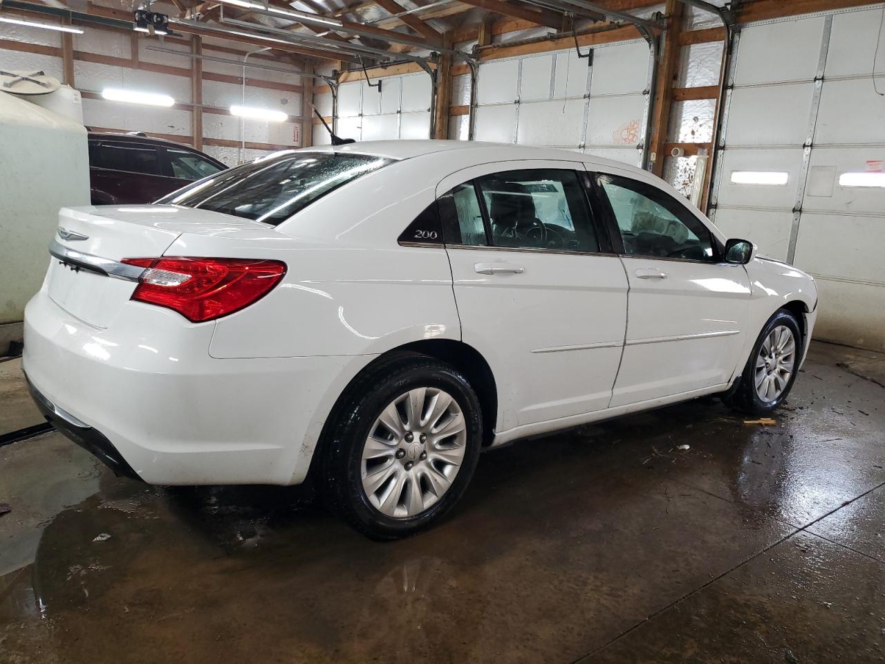 2012 Chrysler 200 VIN 1C3CCBAB5CN191331 Copart auction photo, front end damage thumbnail 3