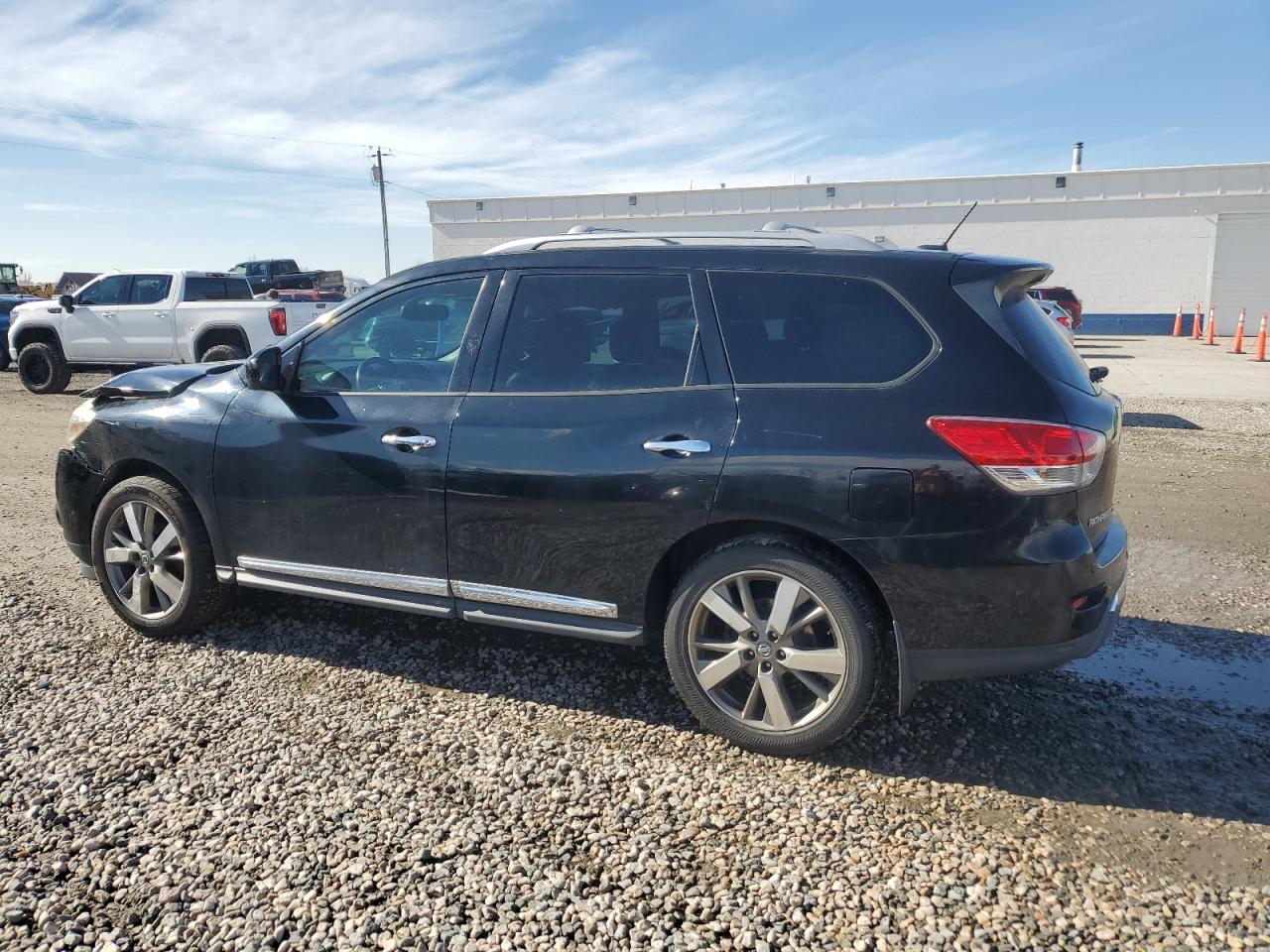 2014 Nissan Pathfinder VIN 5N1AR2MM7EC704376 Copart auction photo, front end damage thumbnail 2