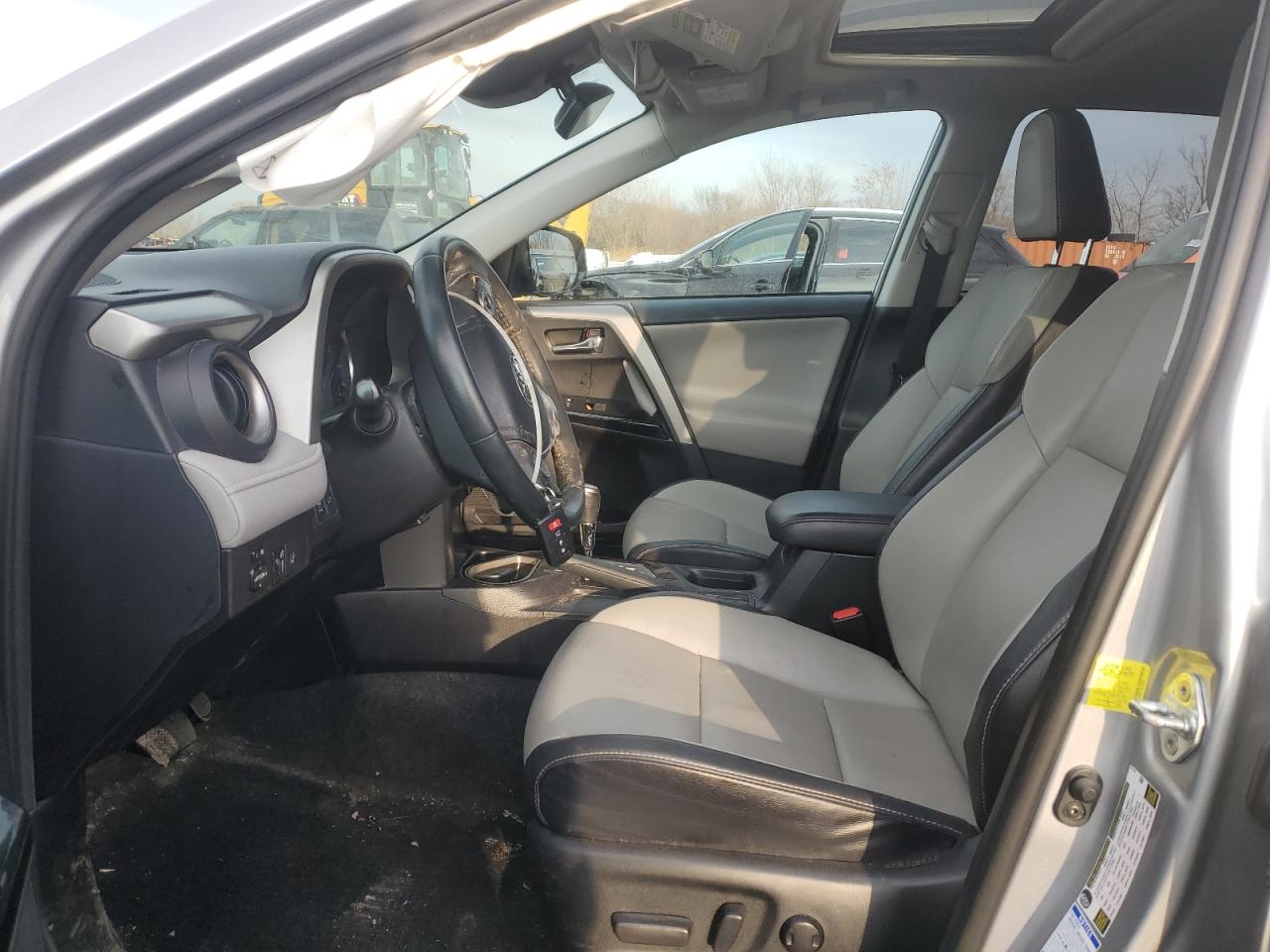 2018 Toyota RAV 4 VIN 2T3DFREV5JW719928 Copart auction photo, rear end / side damage thumbnail 7