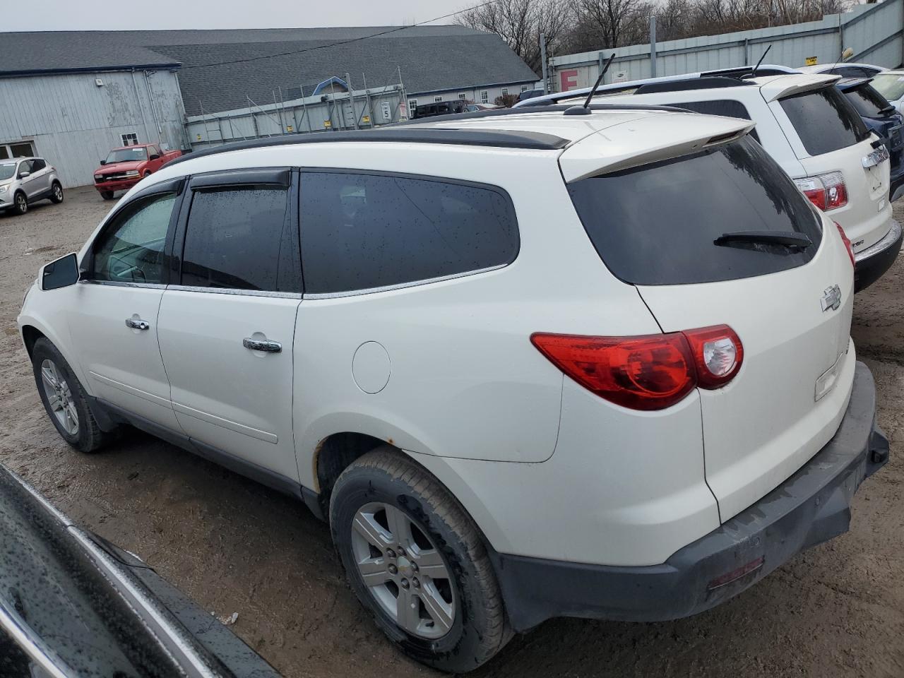 2011 Chevrolet Traverse VIN 1GNKRGEDXBJ234511 Copart auction photo, front end damage thumbnail 2