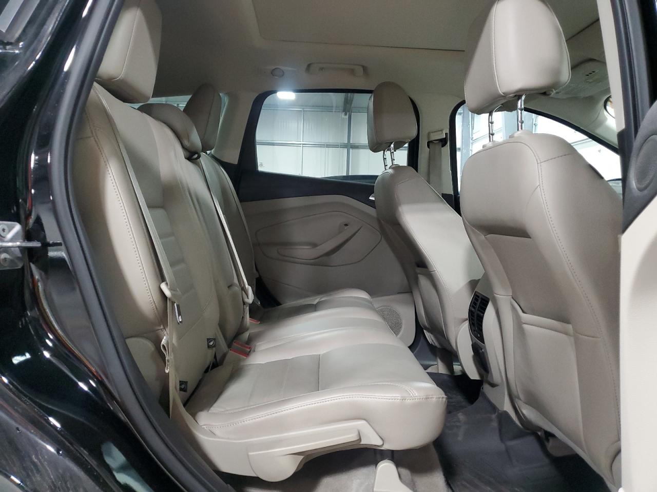 2016 Ford Escape VIN 1FMCU9J97GUC27557 Copart auction photo, front end / side damage thumbnail 11