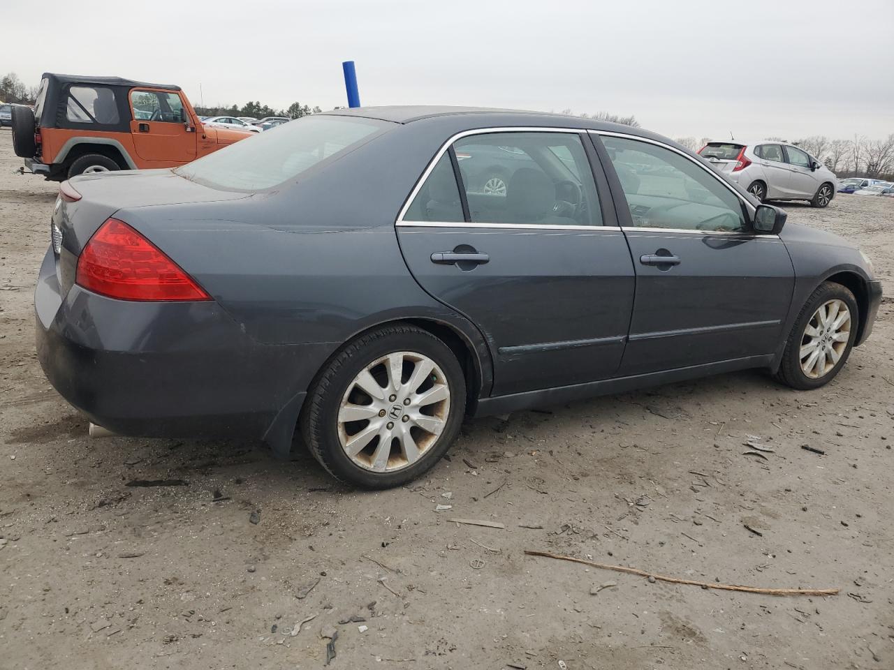 2007 Honda Accord VIN 1HGCM664X7A076412 Copart auction photo, mechanical / minor dent/scratches damage thumbnail 3