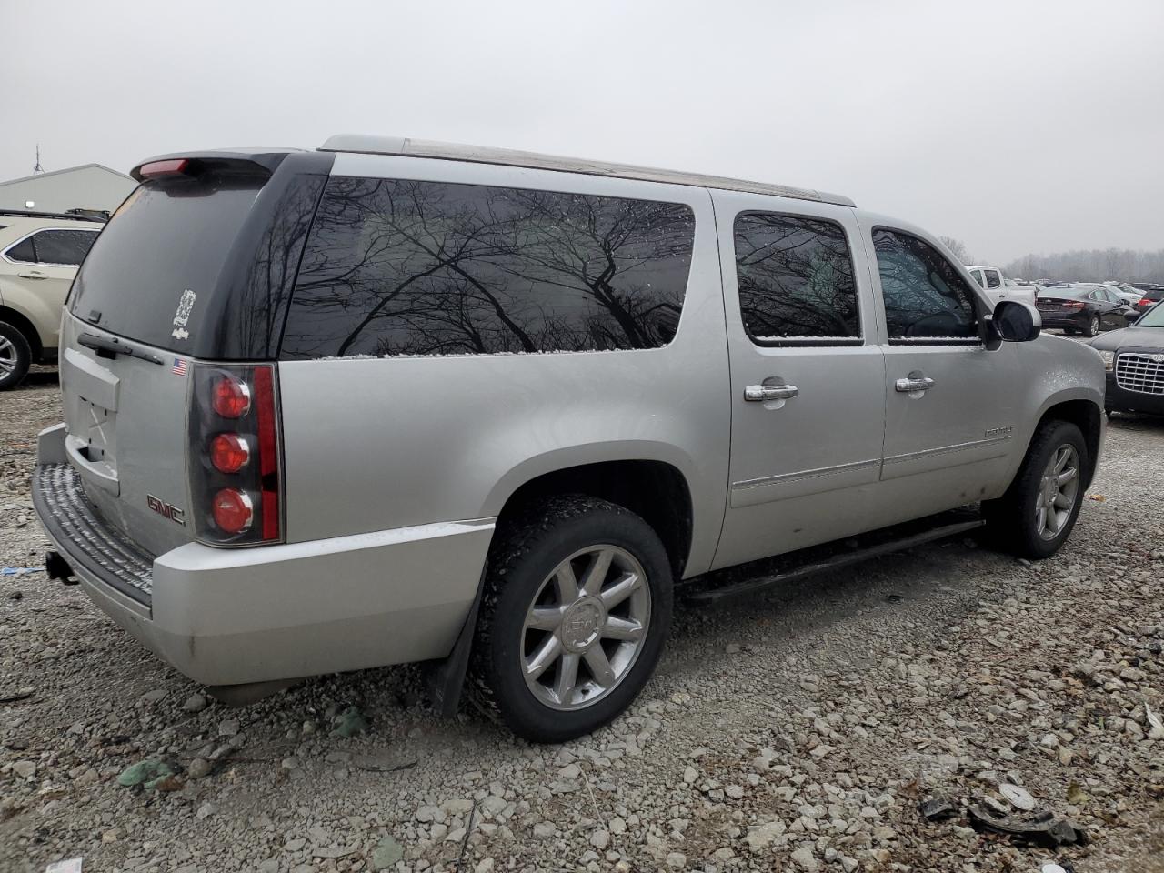 2013 GMC Yukon VIN 1GKS2MEF7DR271909 Copart auction photo, mechanical / minor dent/scratches damage thumbnail 3