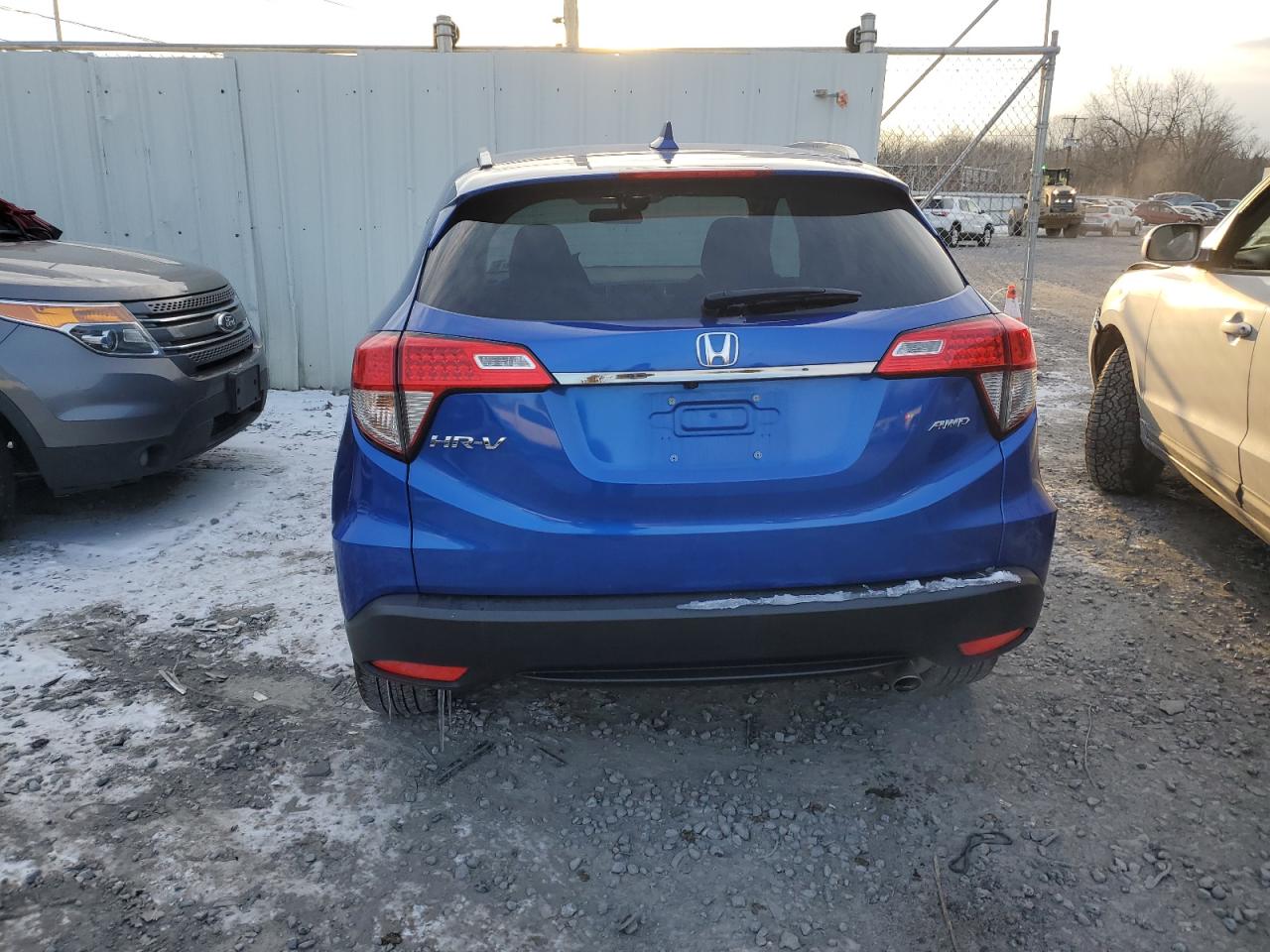 2022 Honda HR-V VIN 3CZRU6H53NM773302 Copart auction photo, front end damage thumbnail 6