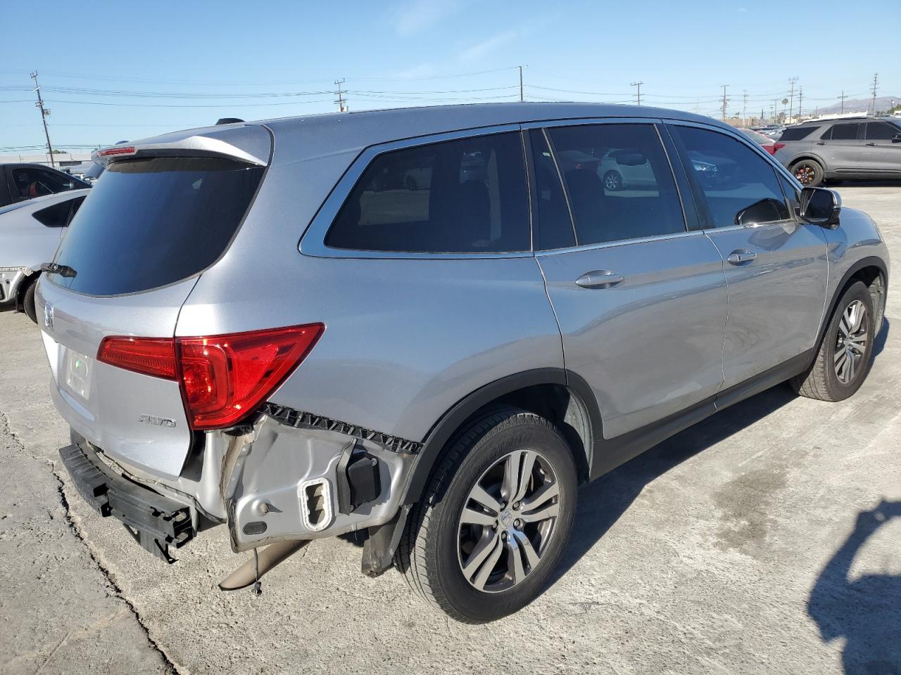 2016 Honda Pilot VIN 5FNYF6H50GB112541 Copart auction photo, rear end / side damage thumbnail 3
