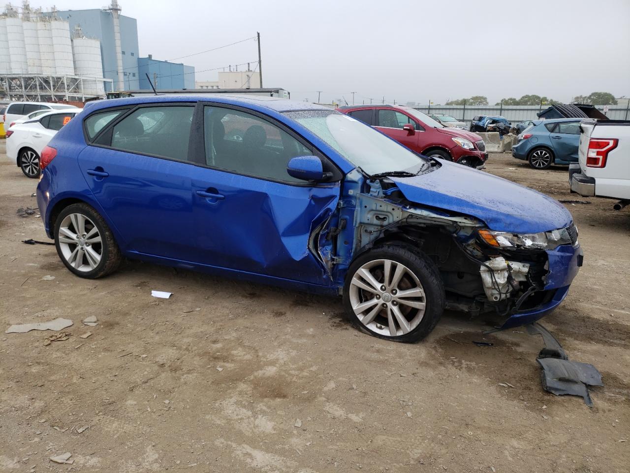 2011 KIA Forte VIN KNAFW5A31B5363540 Copart auction photo, front end / side damage thumbnail 4