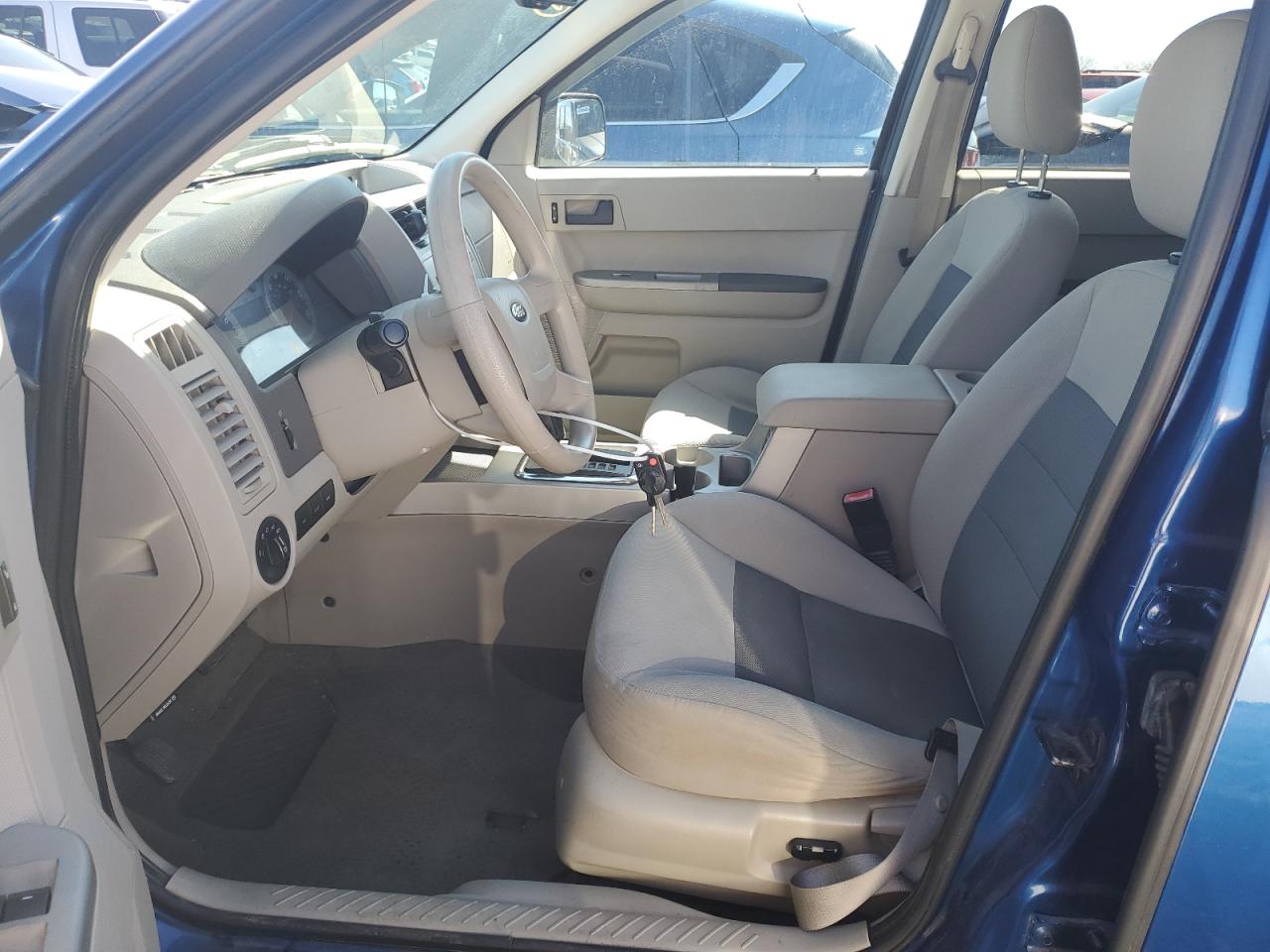 2008 Ford Escape VIN 1FMCU93138KD22735 Copart auction photo, front end / minor dent/scratches damage thumbnail 7