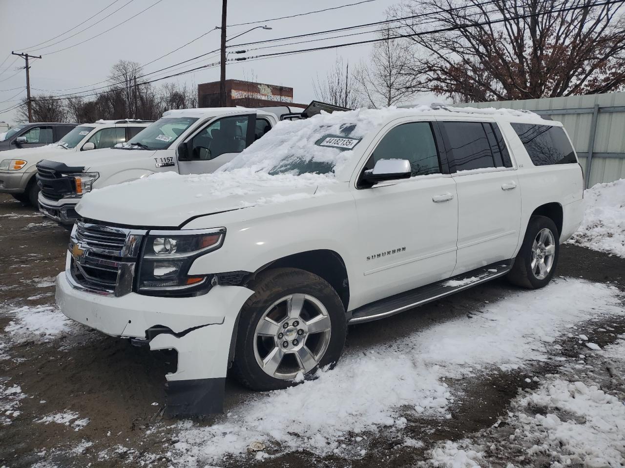 2016 Chevrolet Suburban VIN 1GNSKJKC8GR202355