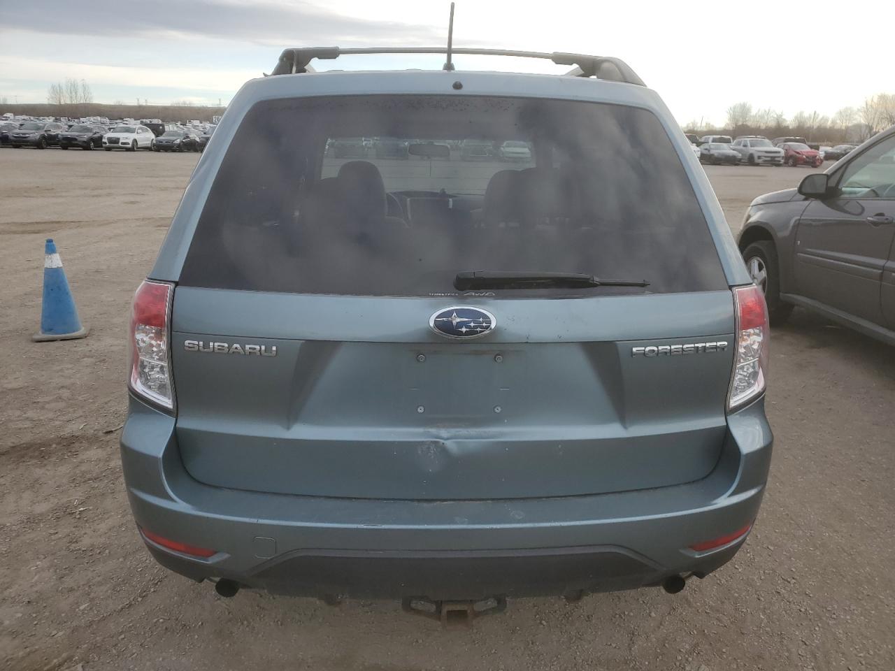 2009 Subaru Forester VIN JF2SH62669H713958 Copart auction photo, minor dent/scratches damage thumbnail 6