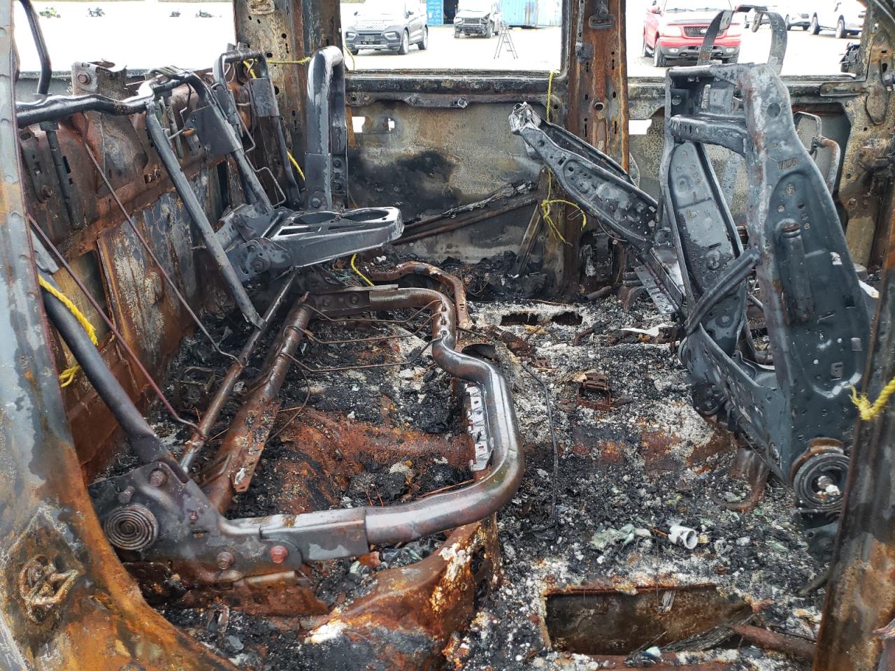 2021 RAM 2500 VIN 3C6UR5DL1MG697874 Copart auction photo, burn damage thumbnail 10