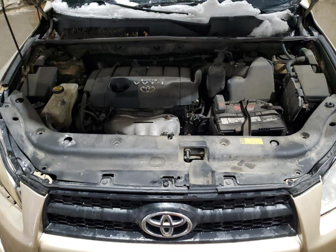 2010 Toyota RAV 4 VIN JTMBF4DV8AD033505 Copart auction photo, front end damage thumbnail 12