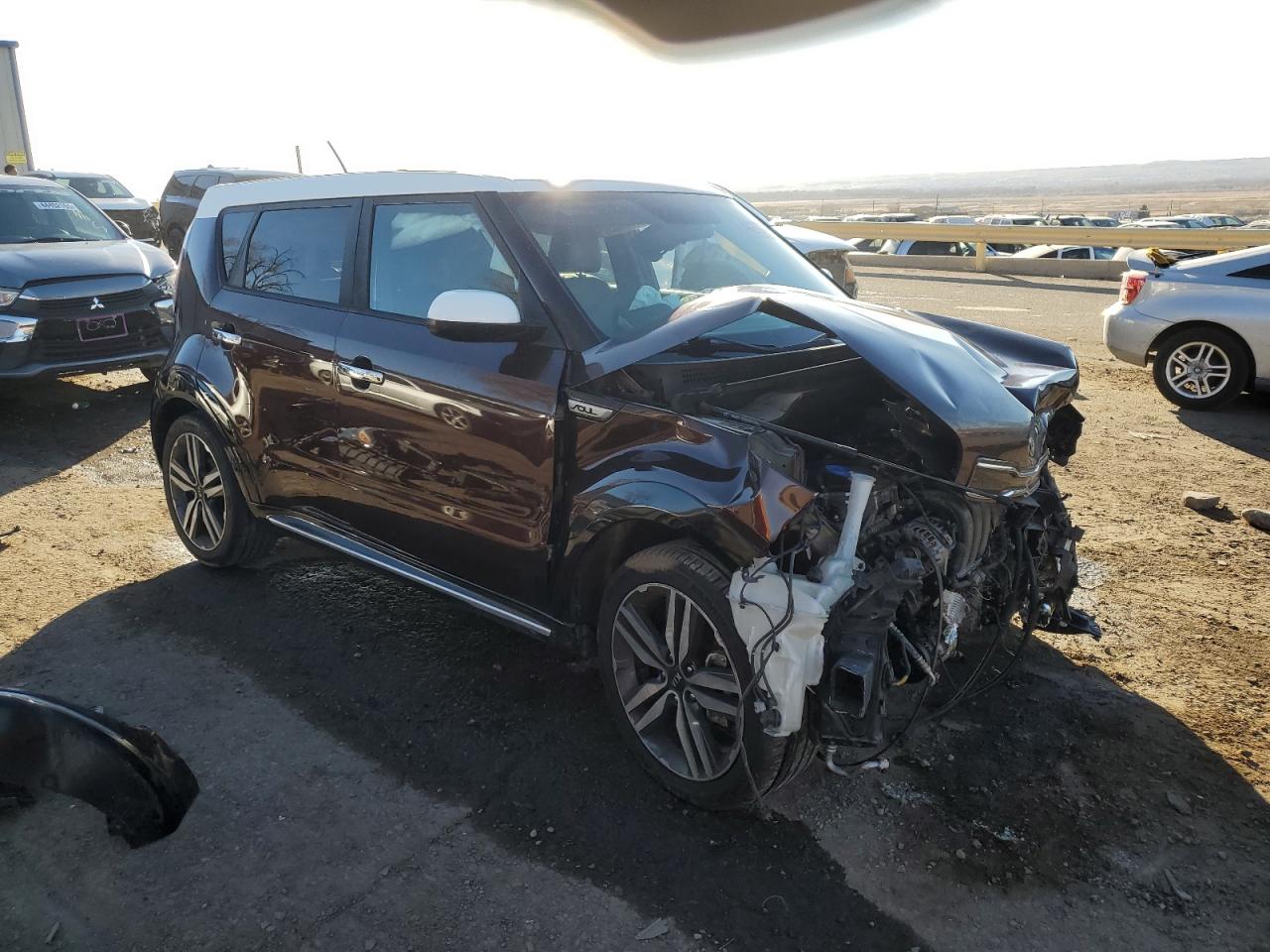 2017 KIA Soul VIN KNDJP3A59H7455850 Copart auction photo, front end / side damage thumbnail 4