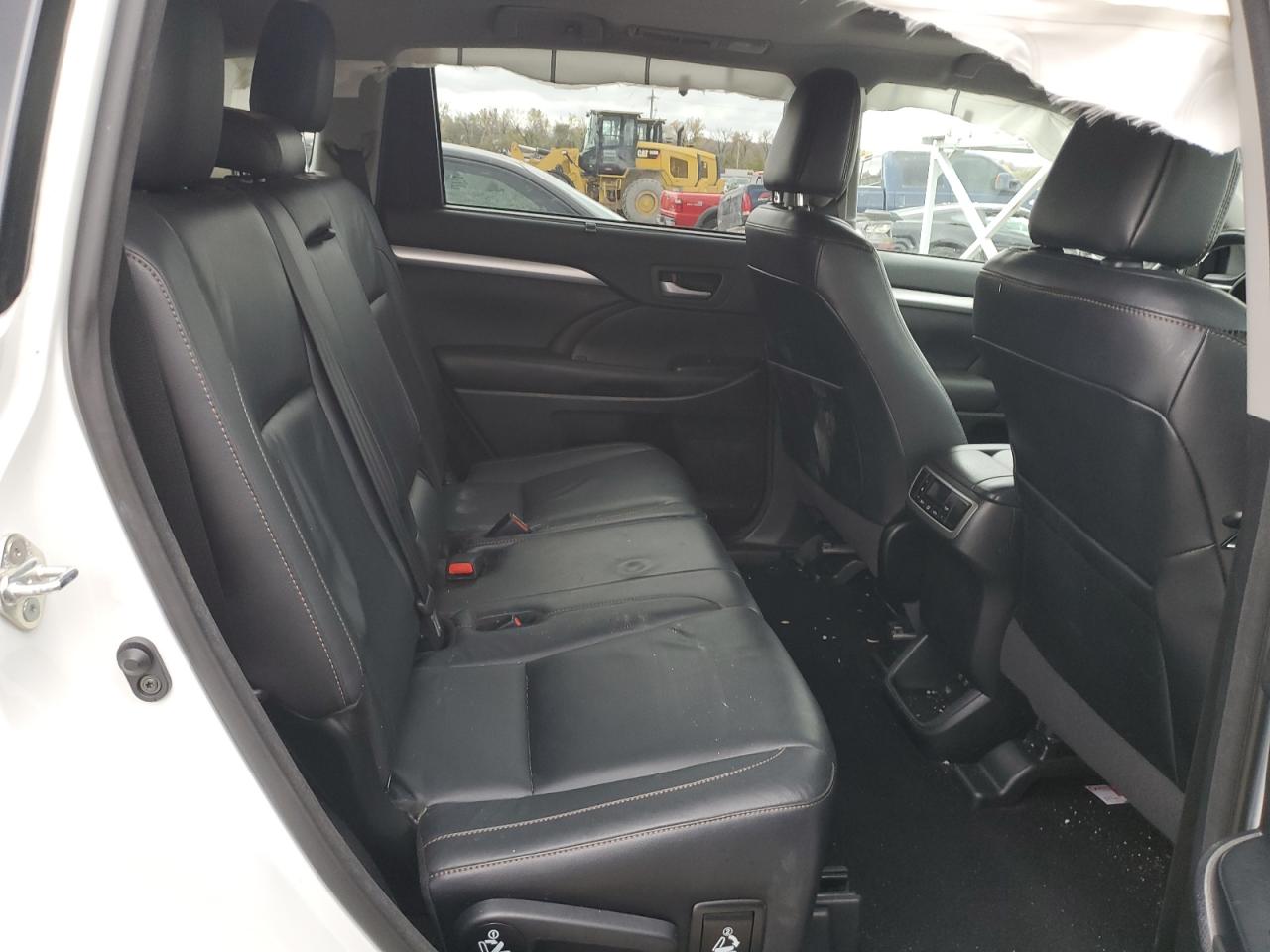 2017 Toyota Highlander VIN 5TDJZRFH7HS520300 Copart auction photo, front end damage thumbnail 11