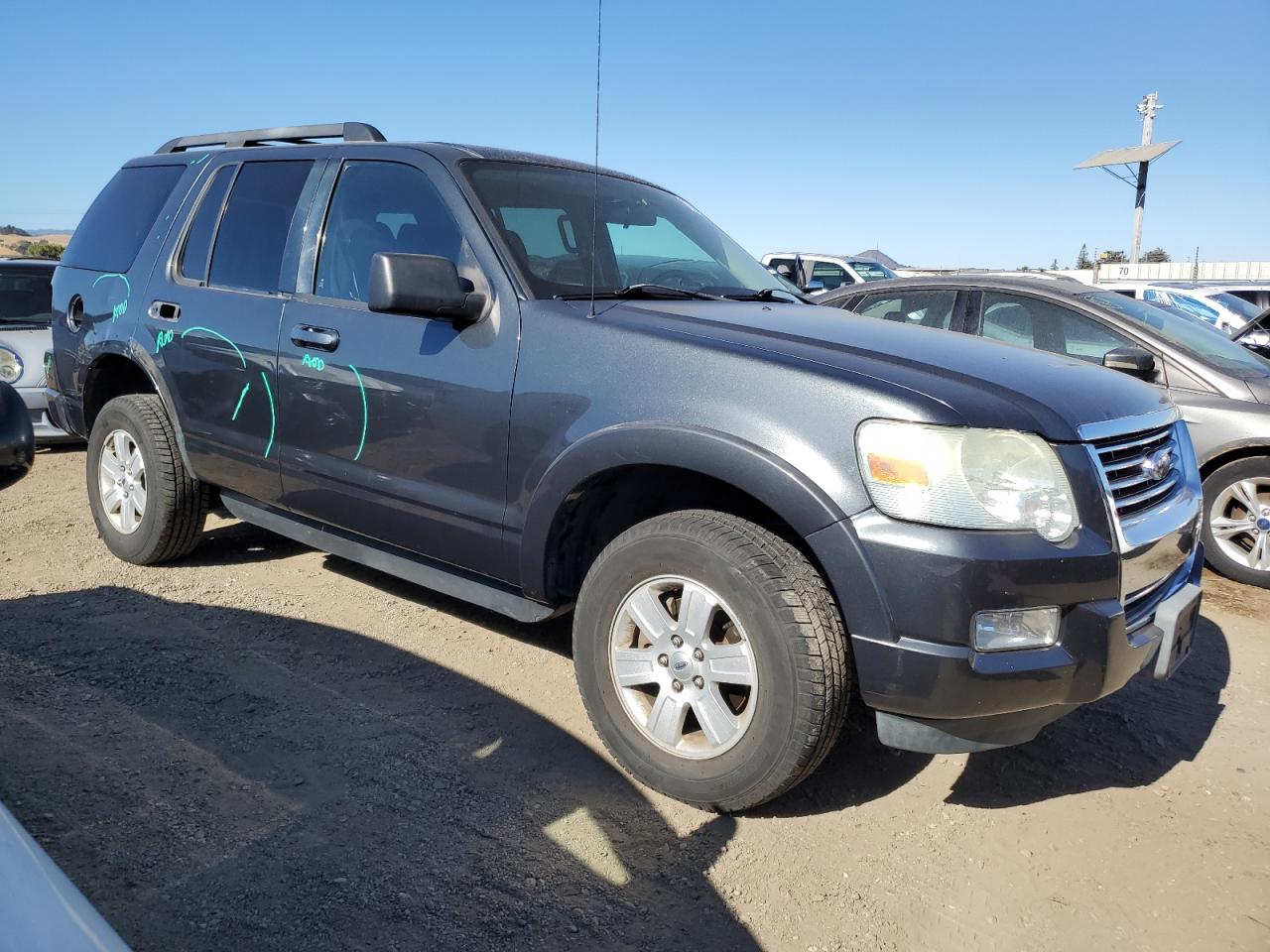2010 Ford Explorer VIN 1FMEU7DEXAUA66814 Copart auction photo, side / rear end damage thumbnail 4