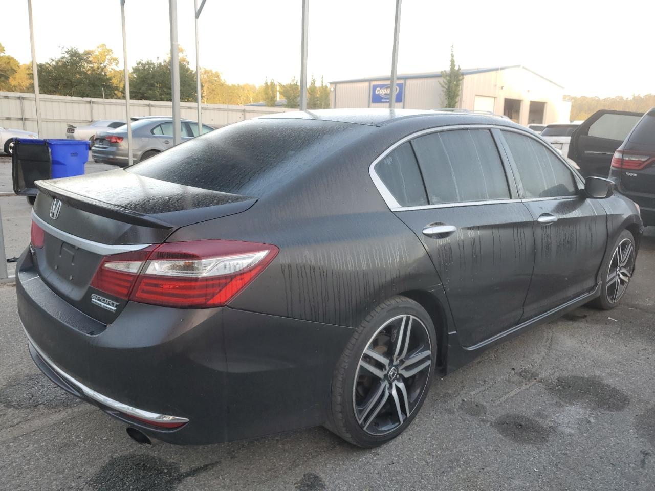 2017 Honda Accord VIN 1HGCR2F19HA294780 Copart auction photo, front end damage thumbnail 3