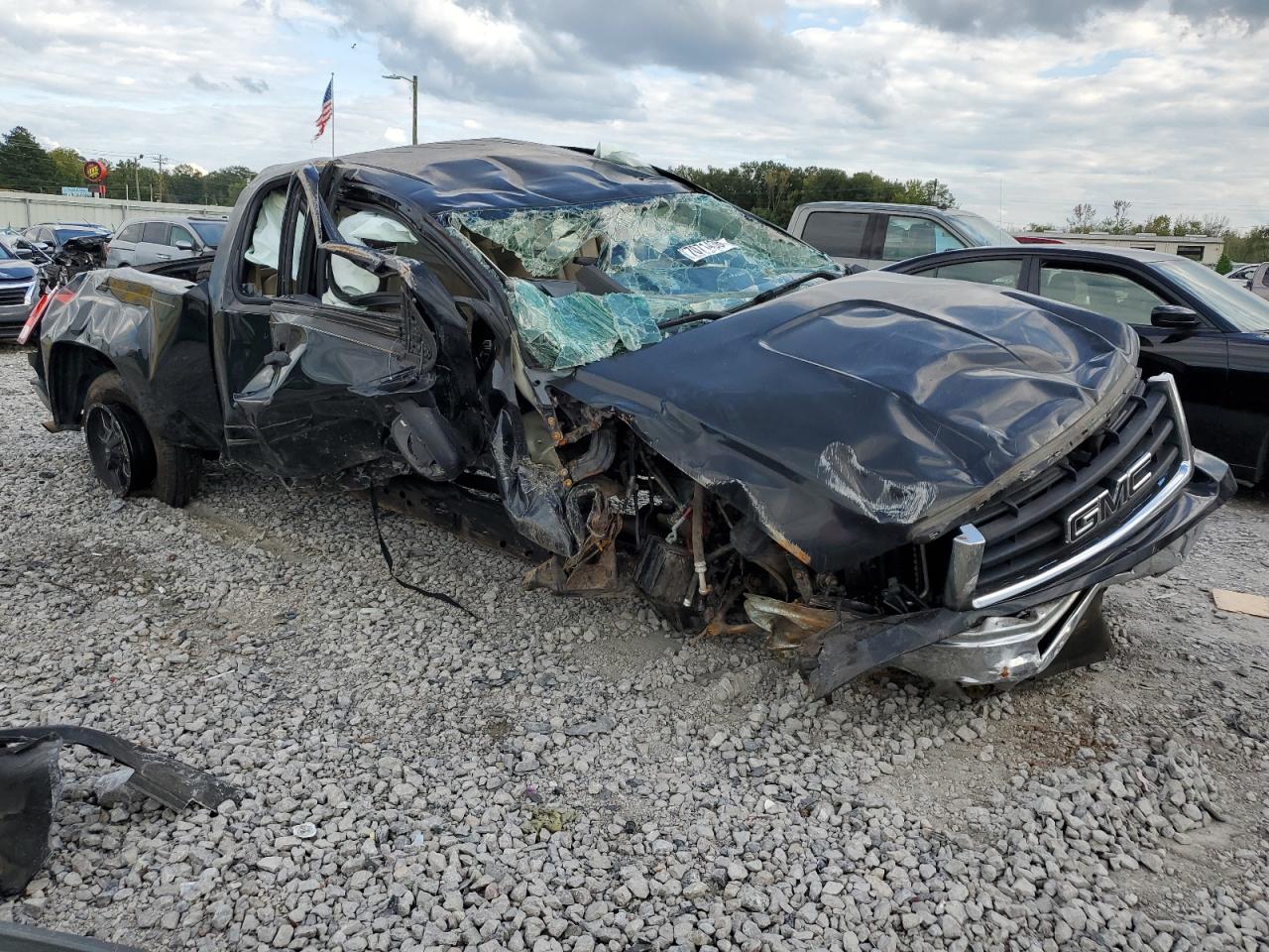 2011 GMC Sierra VIN 1GTR1VE06BZ464287 Copart auction photo, all over damage thumbnail 4
