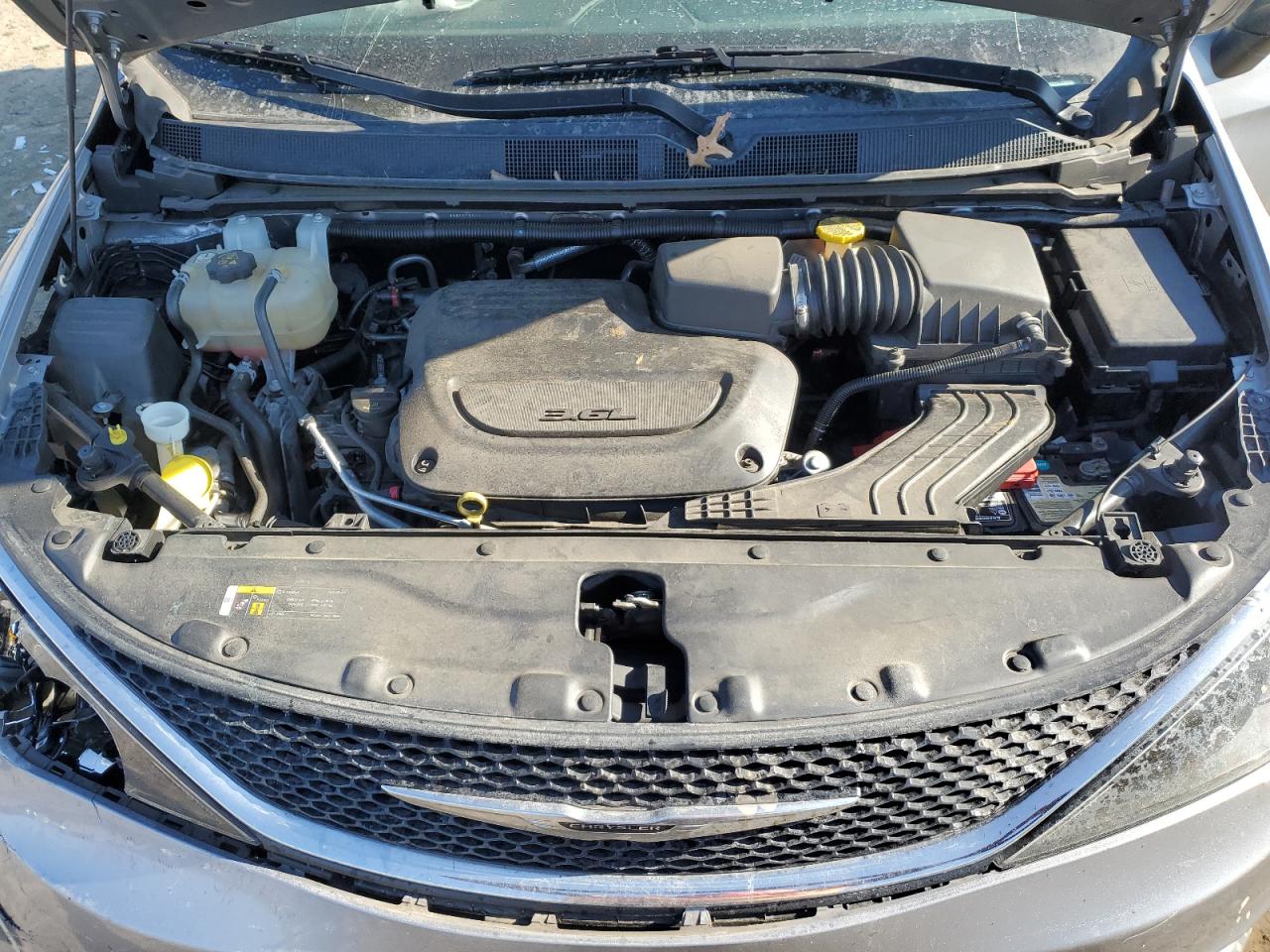 2021 Chrysler Voyager VIN 2C4RC1DG6MR520503 Copart auction photo, front end / minor dent/scratches damage thumbnail 12