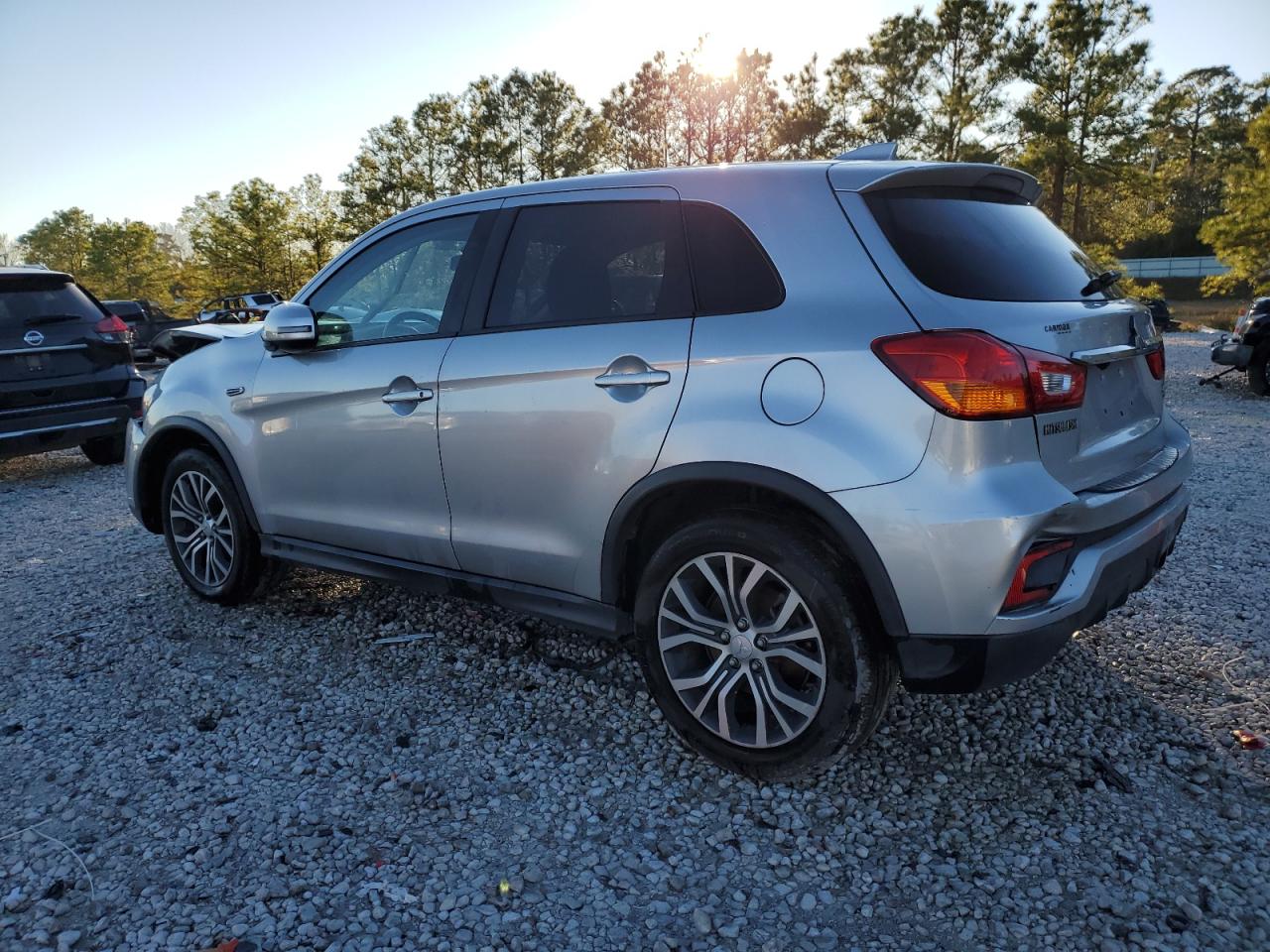 2018 Mitsubishi Outlander VIN JA4AP3AU4JZ015126 Copart auction photo, front end / side damage thumbnail 2