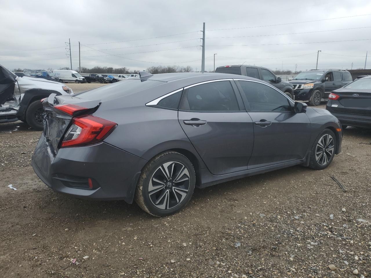 2016 Honda Civic VIN 19XFC1F31GE208950 Copart auction photo, rear end damage thumbnail 3