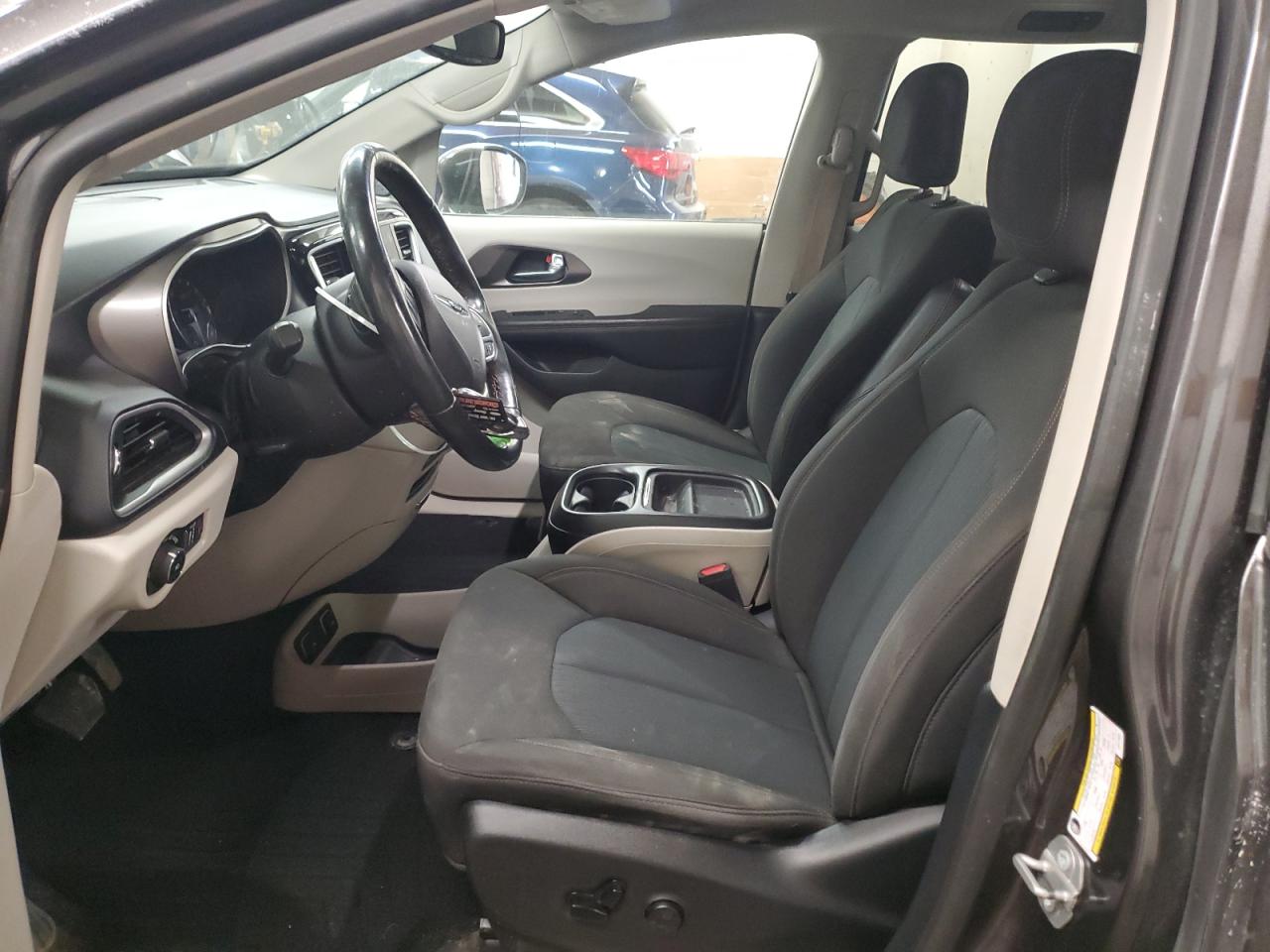 2020 Chrysler Pacifica VIN 2C4RC1FG8LR177432 Copart auction photo, side damage thumbnail 7