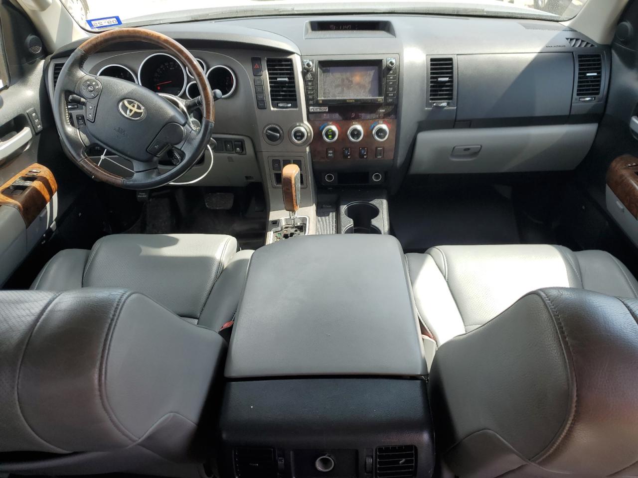 2012 Toyota Tundra VIN 5TFHW5F19CX243557 Copart auction photo, all over / minor dent/scratches damage thumbnail 8
