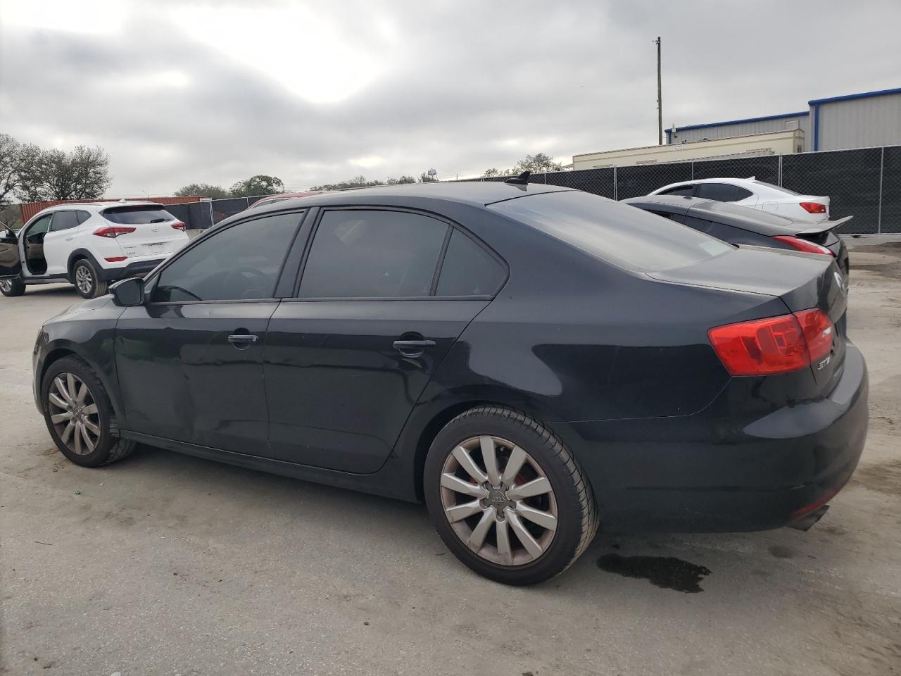 2014 Volkswagen Jetta VIN 3VWD17AJ6EM400600 Copart auction photo, minor dent/scratches damage thumbnail 3
