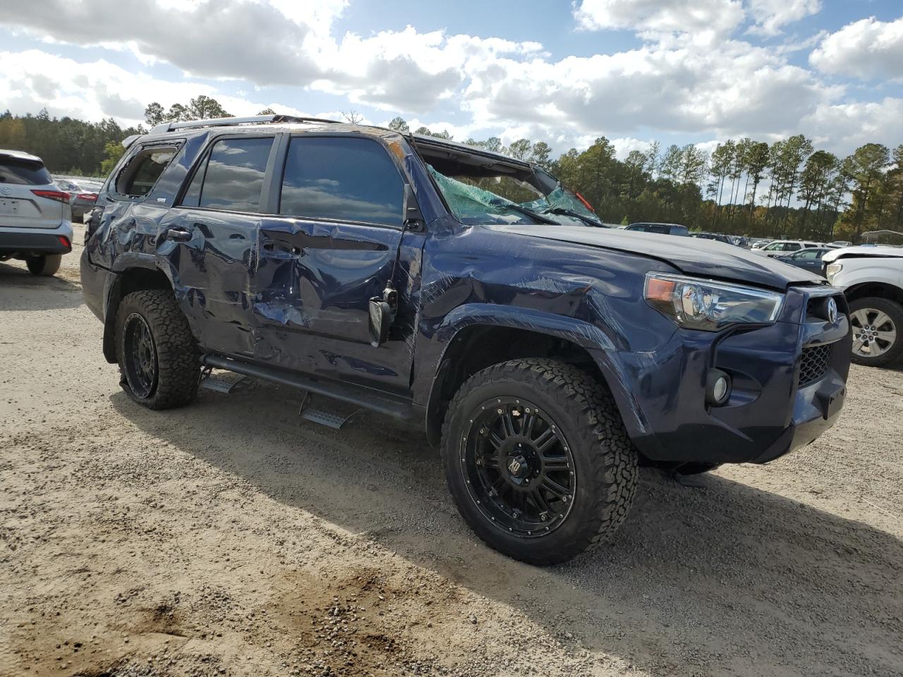 2017 Toyota 4Runner VIN JTEBU5JR5H5479209 Copart auction photo, rollover damage thumbnail 4