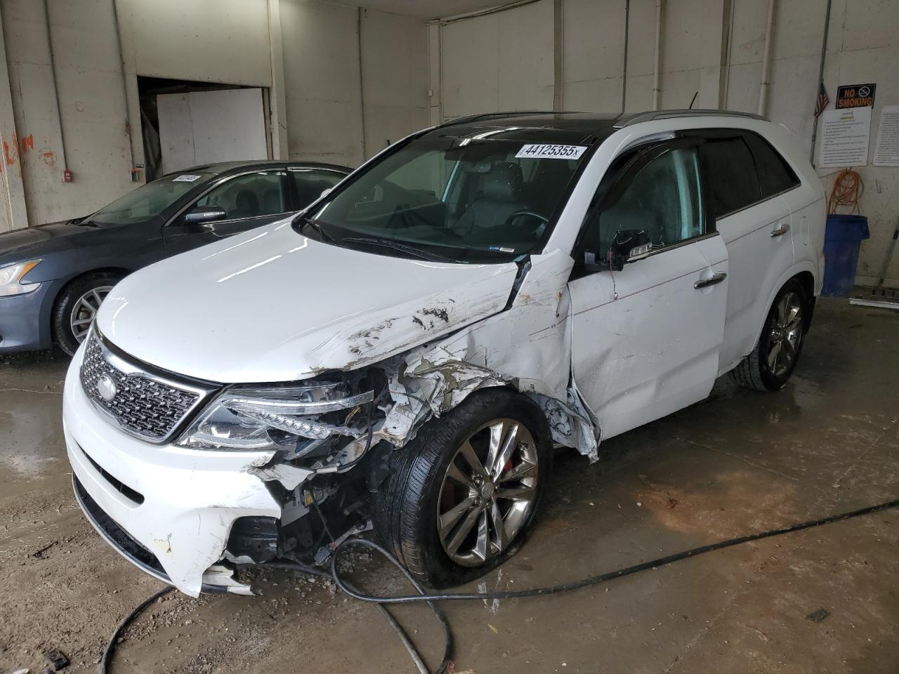 2014 KIA Sorento VIN 5XYKW4A77EG465919