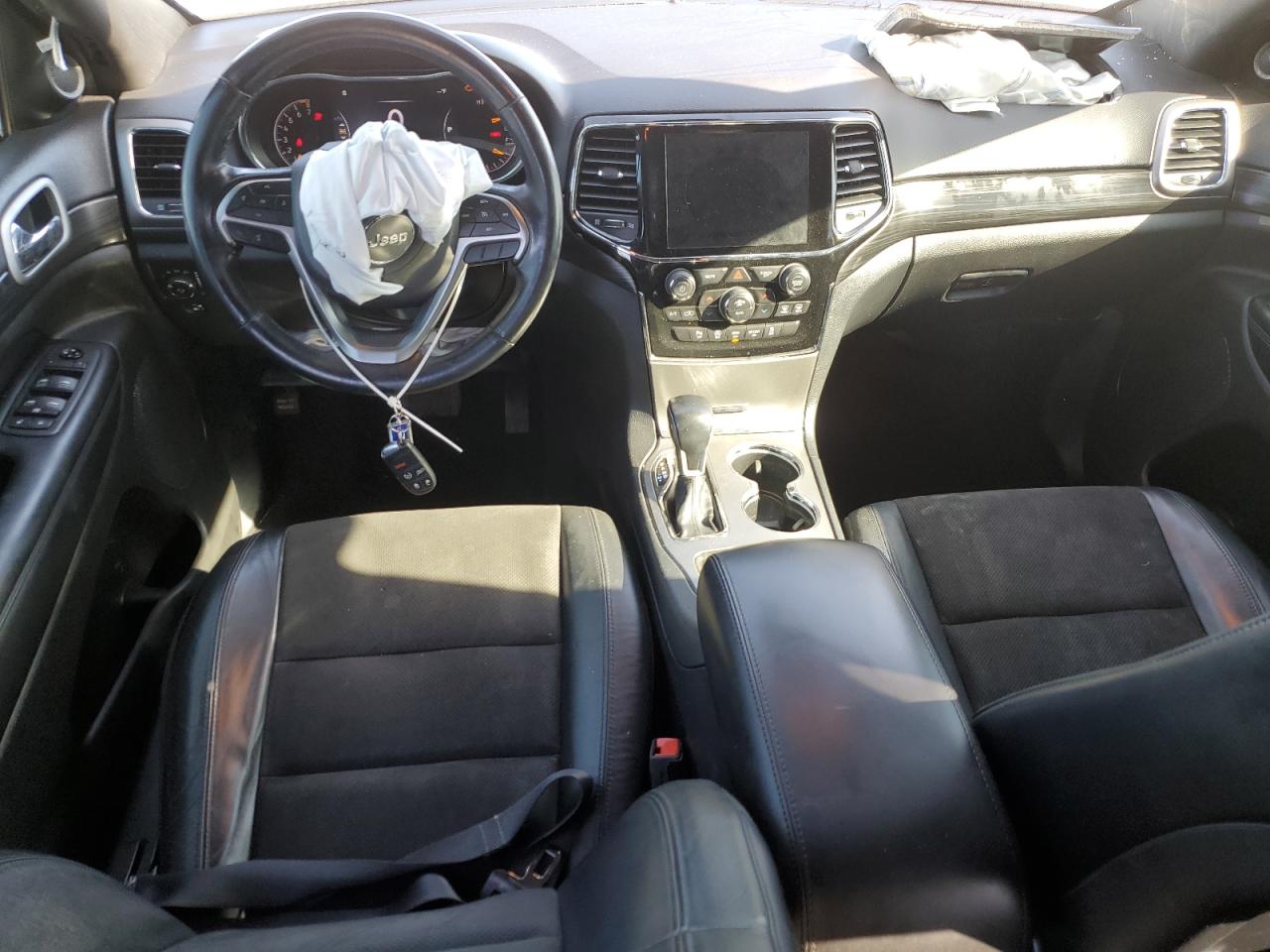 2020 Jeep Grand Cherokee VIN 1C4RJFAG8LC235798 Copart auction photo, front end / minor dent/scratches damage thumbnail 8