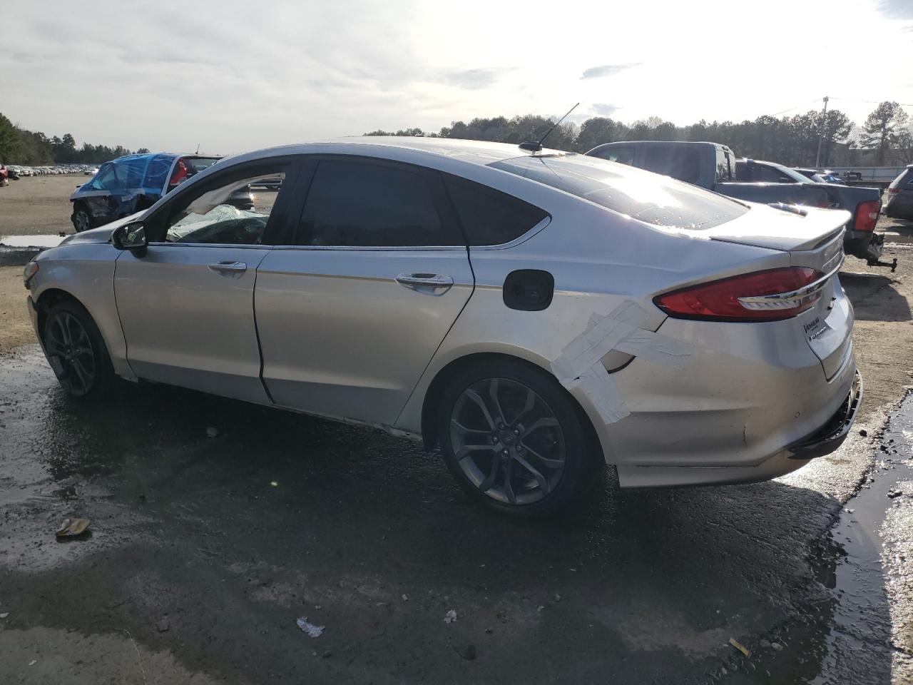 2018 Ford Fusion VIN 3FA6P0HD3JR200732 Copart auction photo, rollover damage thumbnail 2