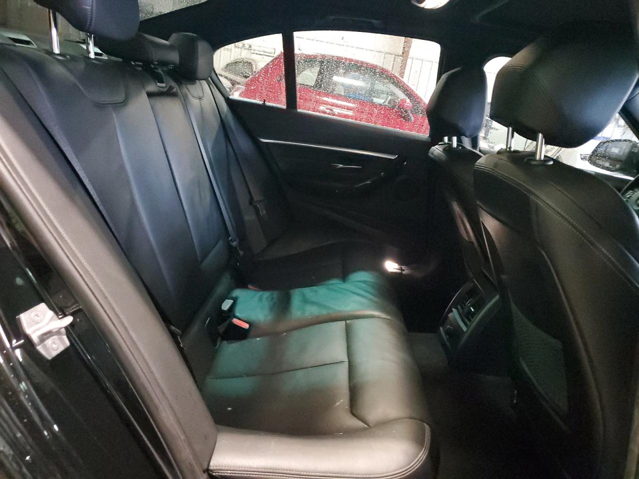 2018 BMW 3er VIN WBA8E1C59JA177947 Copart auction photo, front end damage thumbnail 10