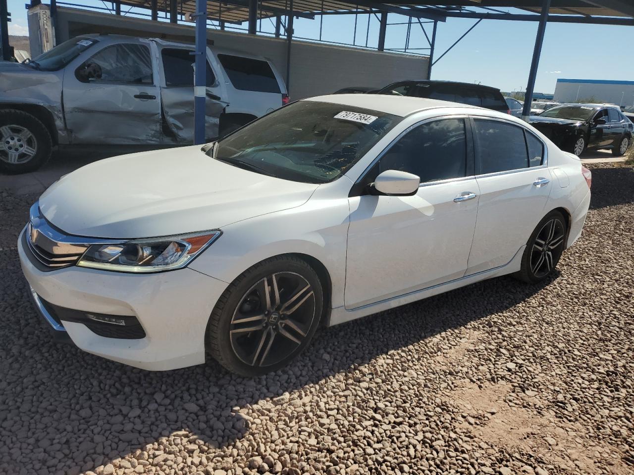 2017 Honda Accord VIN 1HGCR2F5XHA102835