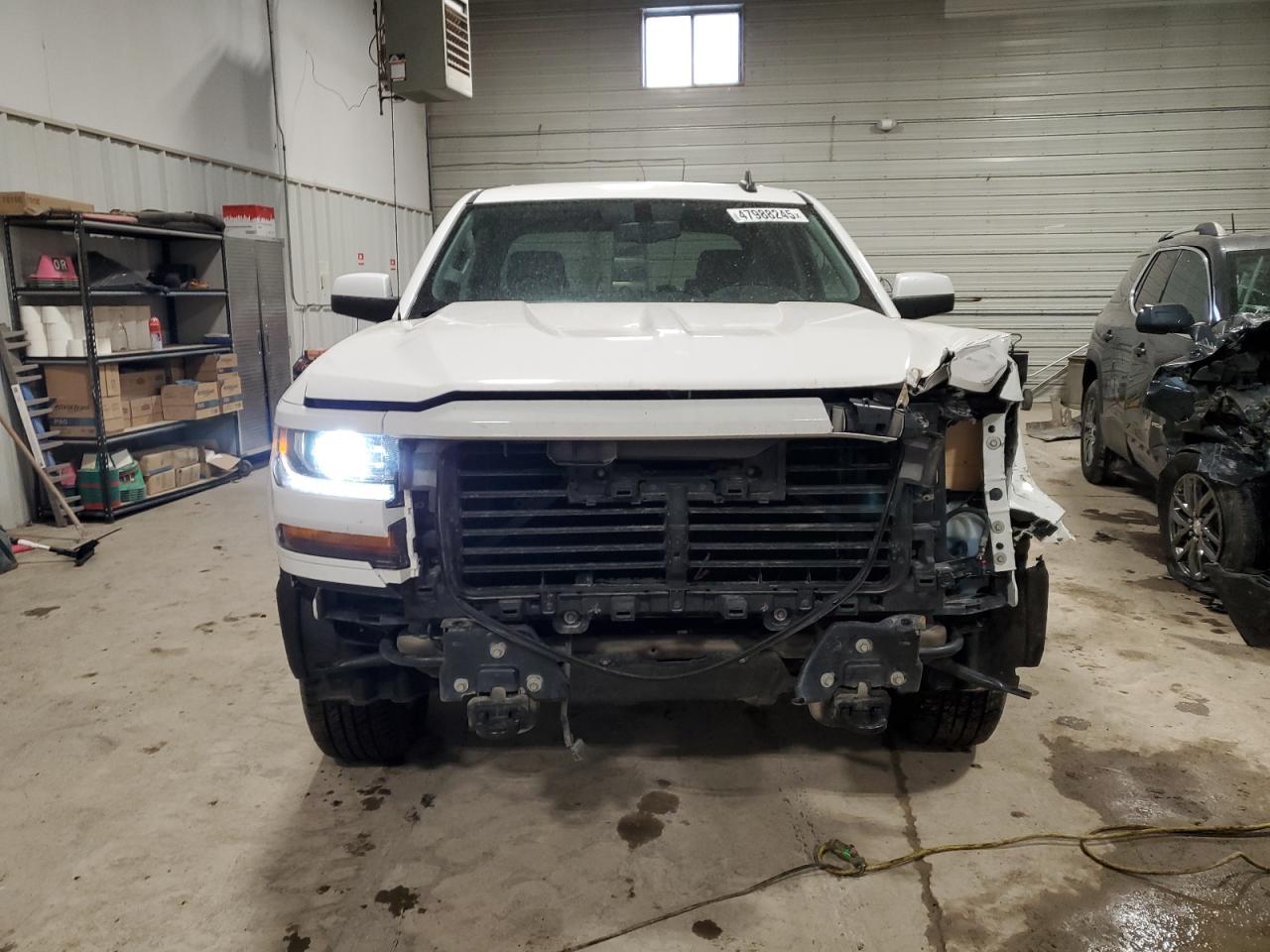 2017 Chevrolet Silverado VIN 3GCUKREC4HG155547 Copart auction photo, front end damage thumbnail 5
