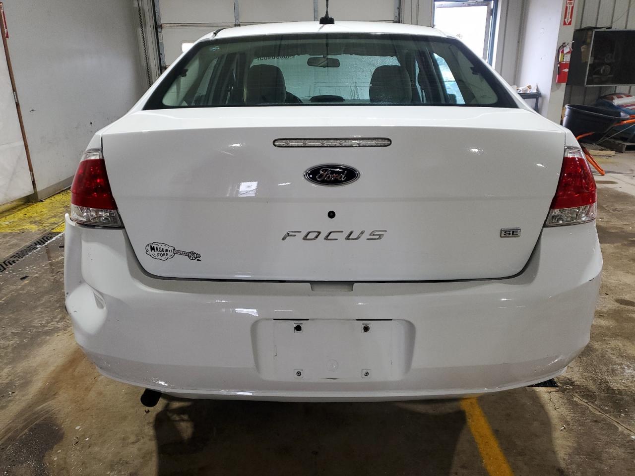 2008 Ford Focus VIN 1FAHP35N98W220952 Copart auction photo, rear end damage thumbnail 6