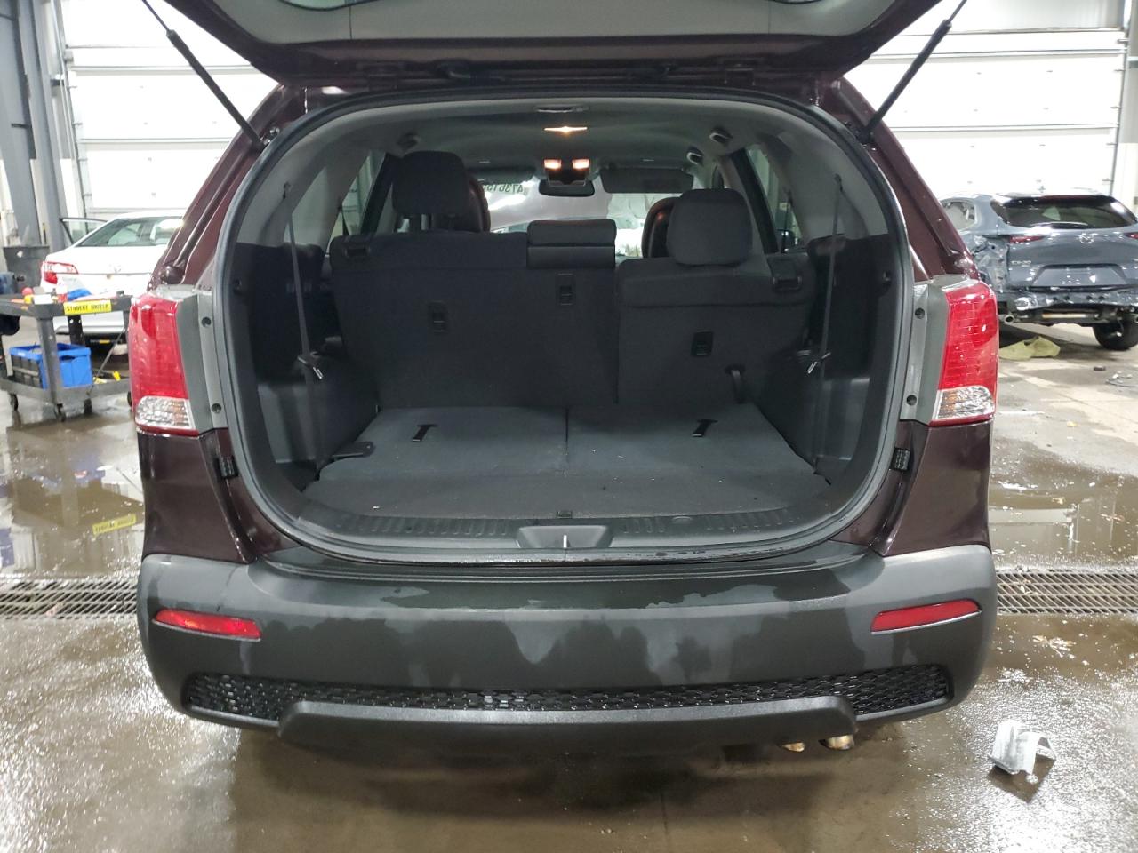 2013 KIA Sorento VIN 5XYKTDA69DG397718 Copart auction photo, front end damage thumbnail 6