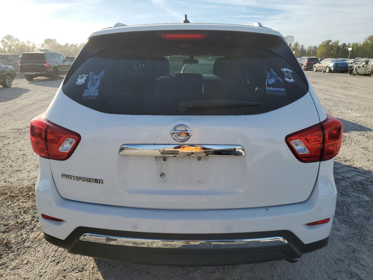 2018 Nissan Pathfinder VIN 5N1DR2MN7JC630831 Copart auction photo, front end damage thumbnail 6