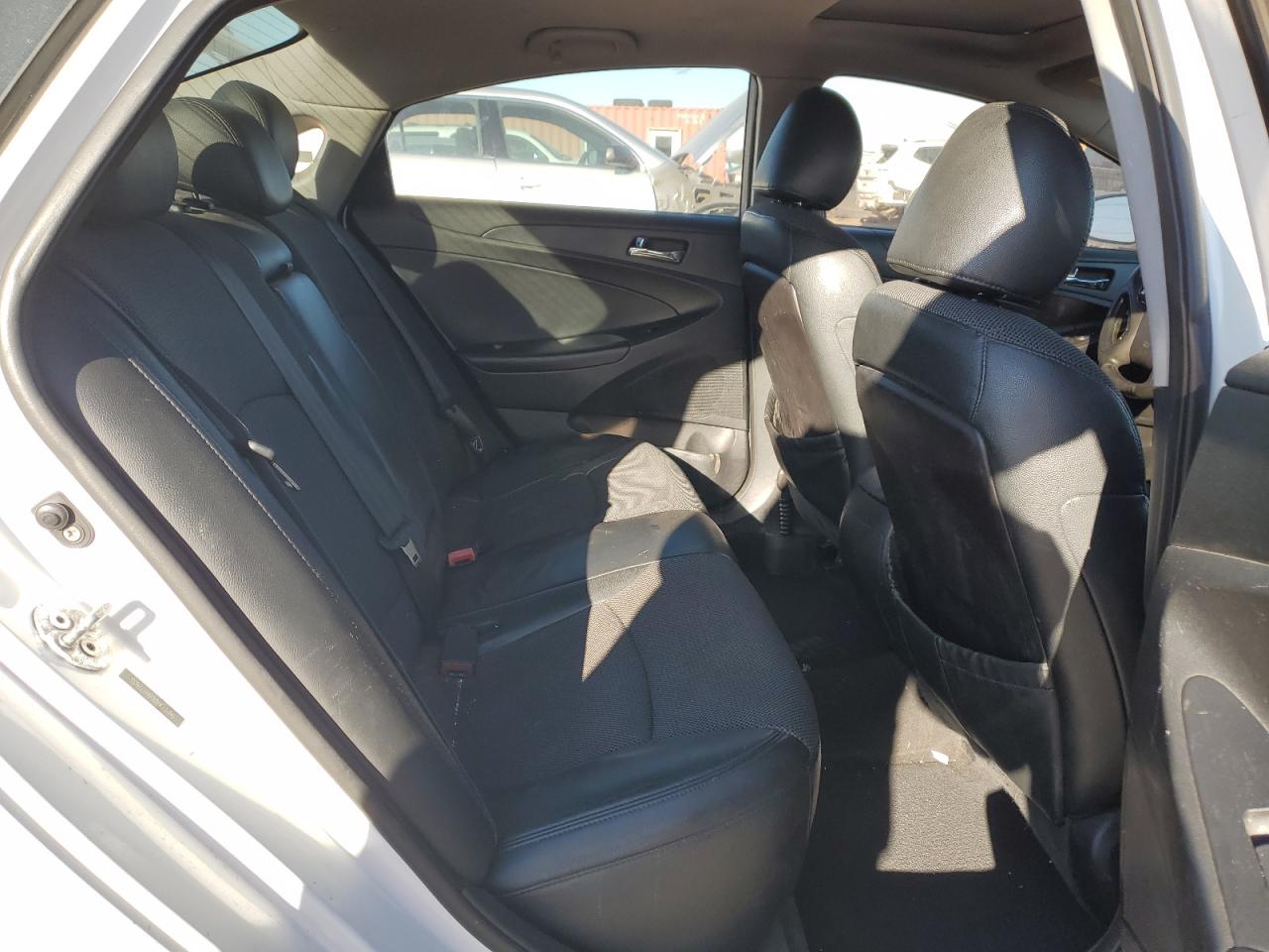 2011 Hyundai Sonata VIN 5NPEC4AB6BH172835 Copart auction photo, front end / minor dent/scratches damage thumbnail 11