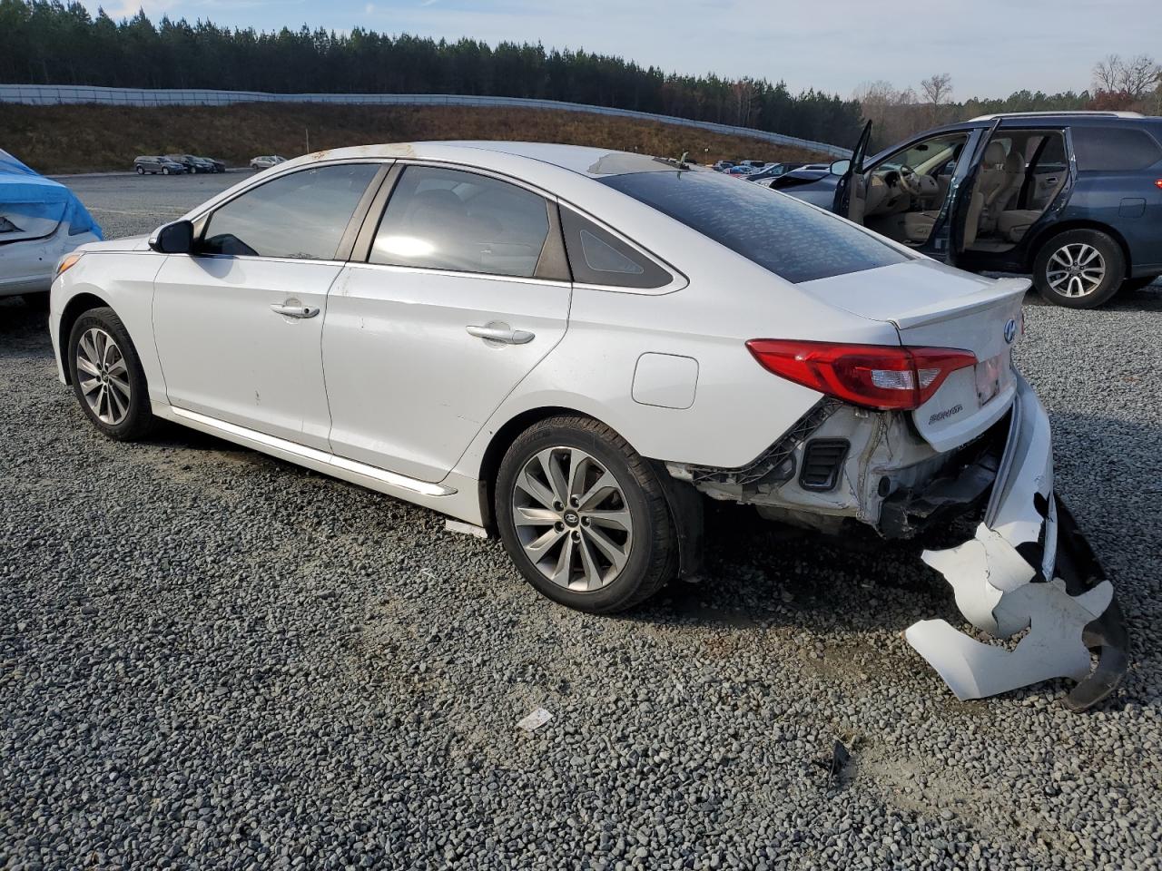 2017 Hyundai Sonata VIN 5NPE34AF8HH576604 Copart auction photo, rear end / undercarriage damage thumbnail 2
