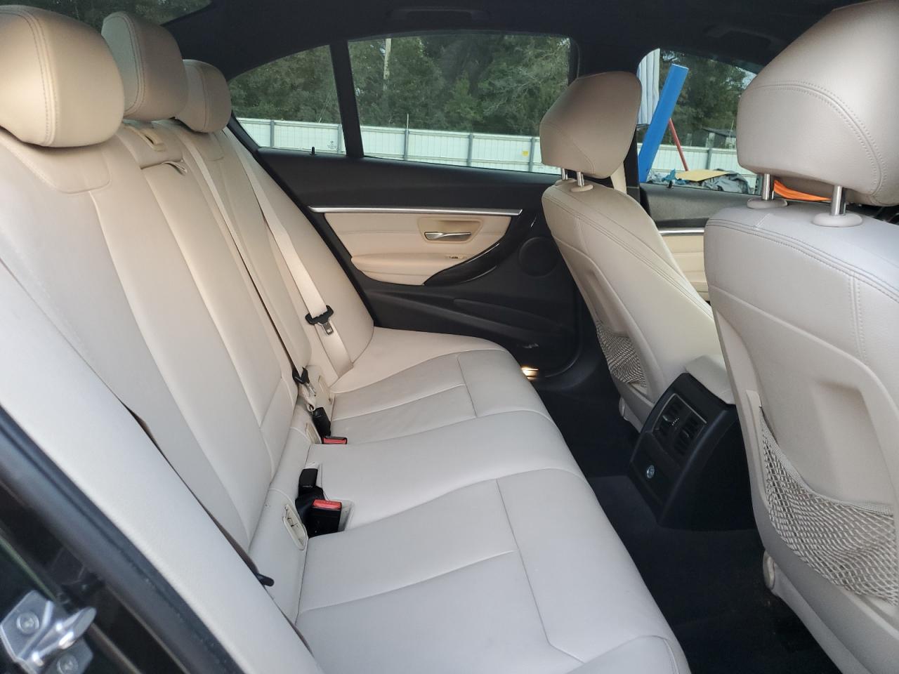 2016 BMW 3er VIN WBA8E9C57GK644994 Copart auction photo, rear end damage thumbnail 10