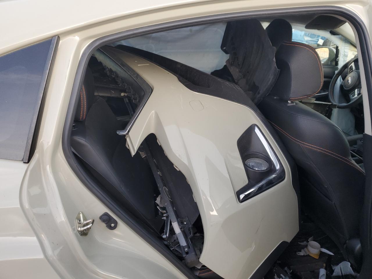 2017 Subaru XV VIN JF2GPANC1H8268329 Copart auction photo, front end / side damage thumbnail 10