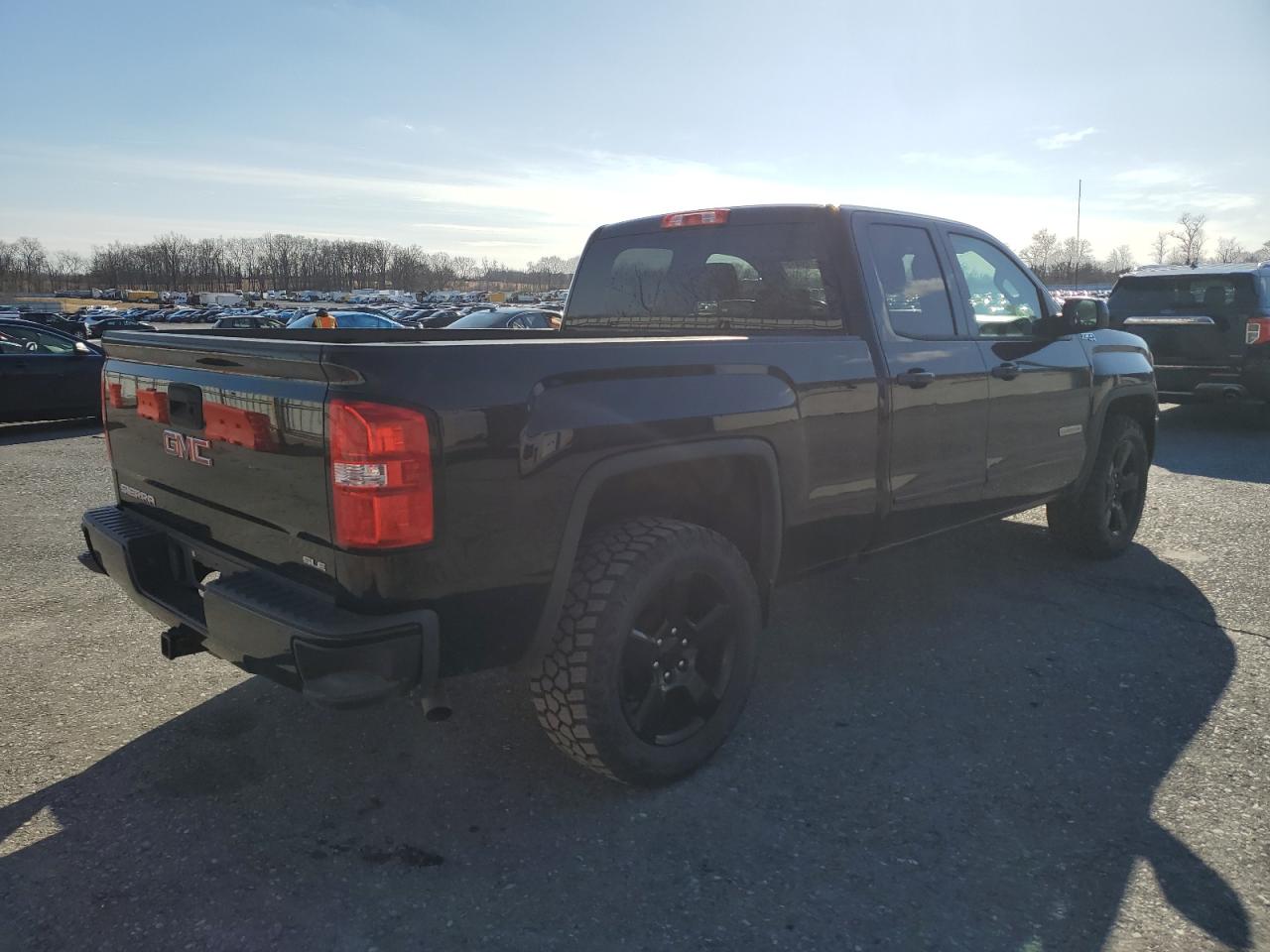 2017 GMC Sierra VIN 1GTV2MEC9HZ324114 Copart auction photo, minor dent/scratches damage thumbnail 3
