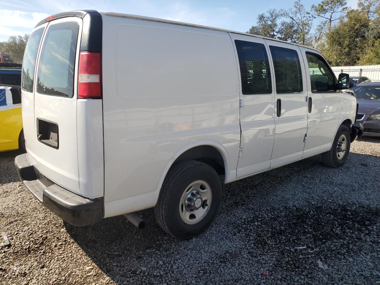 2017 Chevrolet Express VIN 1GCWGAFF1H1120743 Copart auction photo, front end damage thumbnail 3