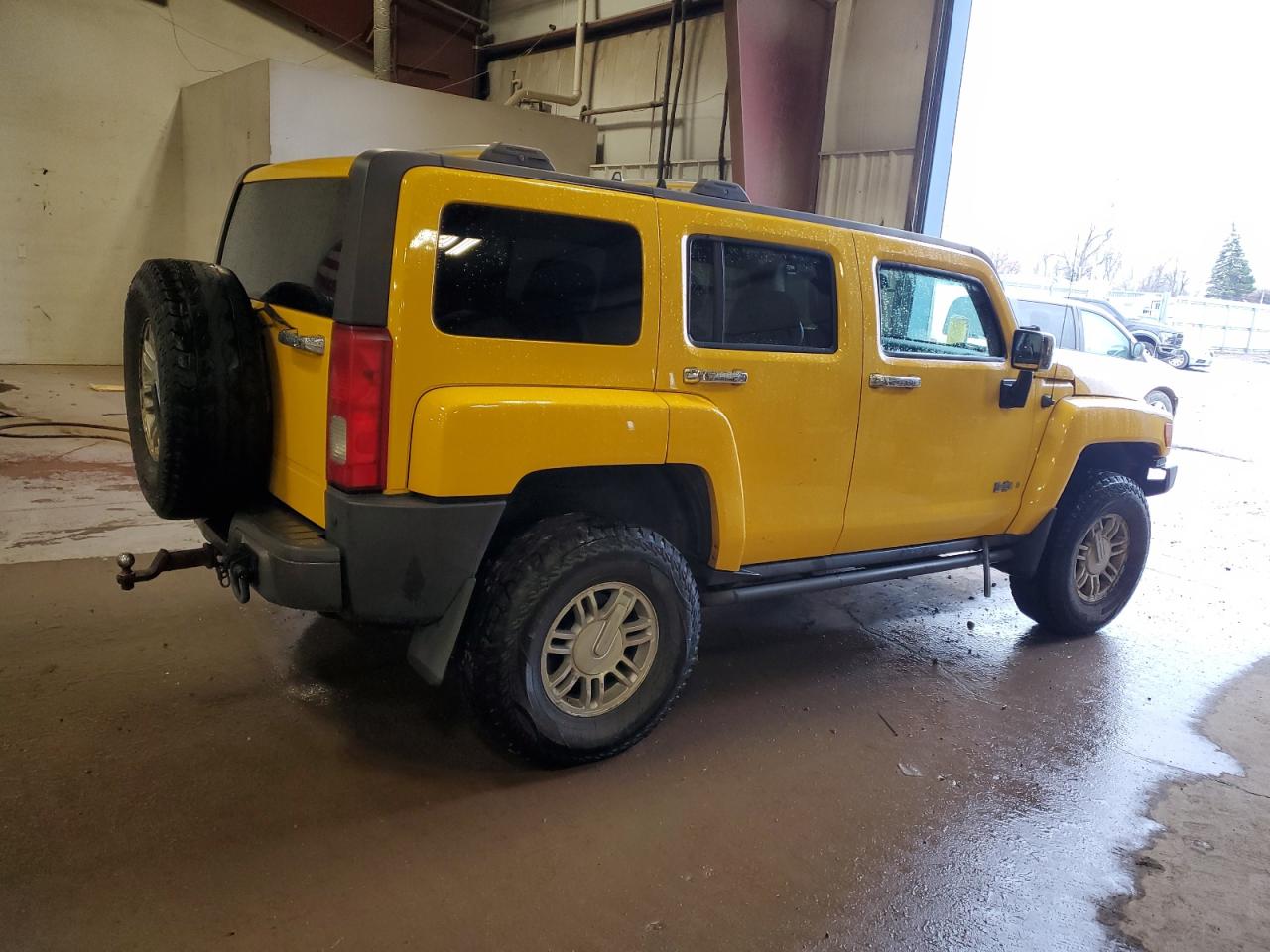 2006 Hummer H3 VIN 5GTDN136168103052 Copart auction photo, front end damage thumbnail 3