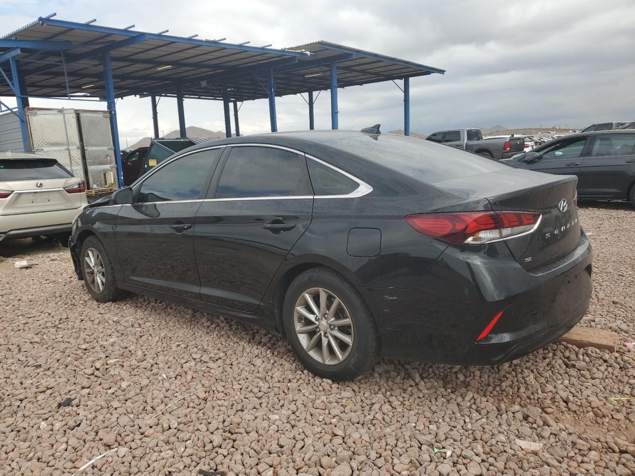 2018 Hyundai Sonata VIN 5NPE24AF3JH615365 Copart auction photo, front end damage thumbnail 2