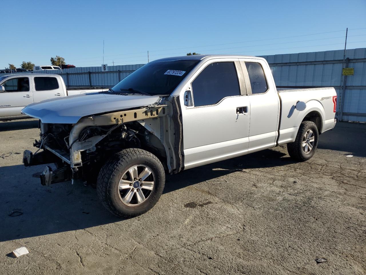 2015 Ford F-150 VIN 1FTEX1C88FKE50811